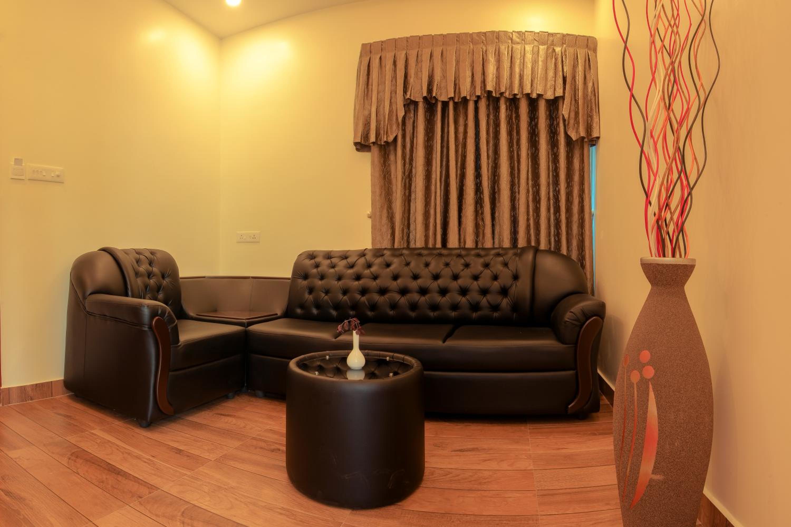 Suite with Balcony photo 2