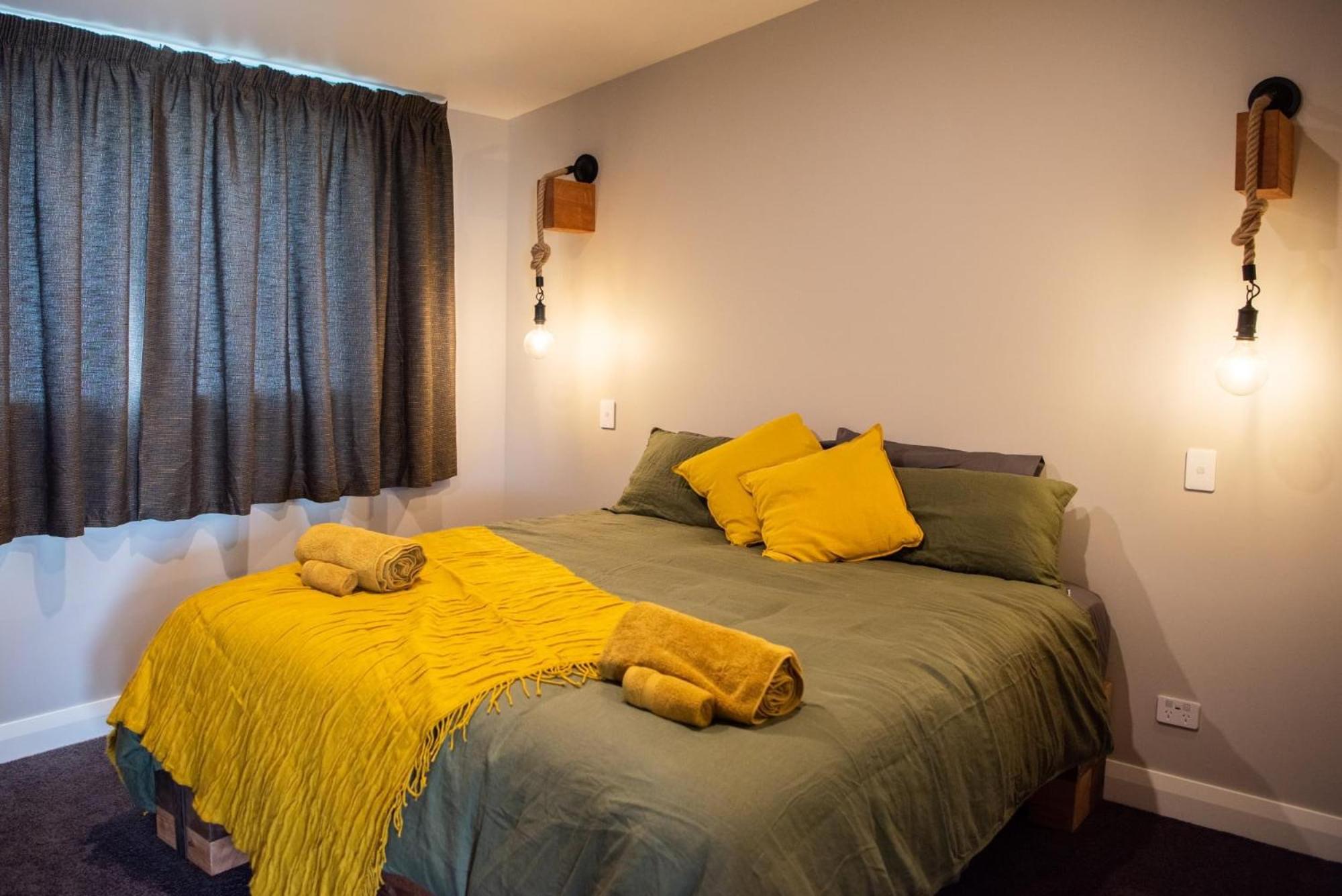 Double Room - Photo 6