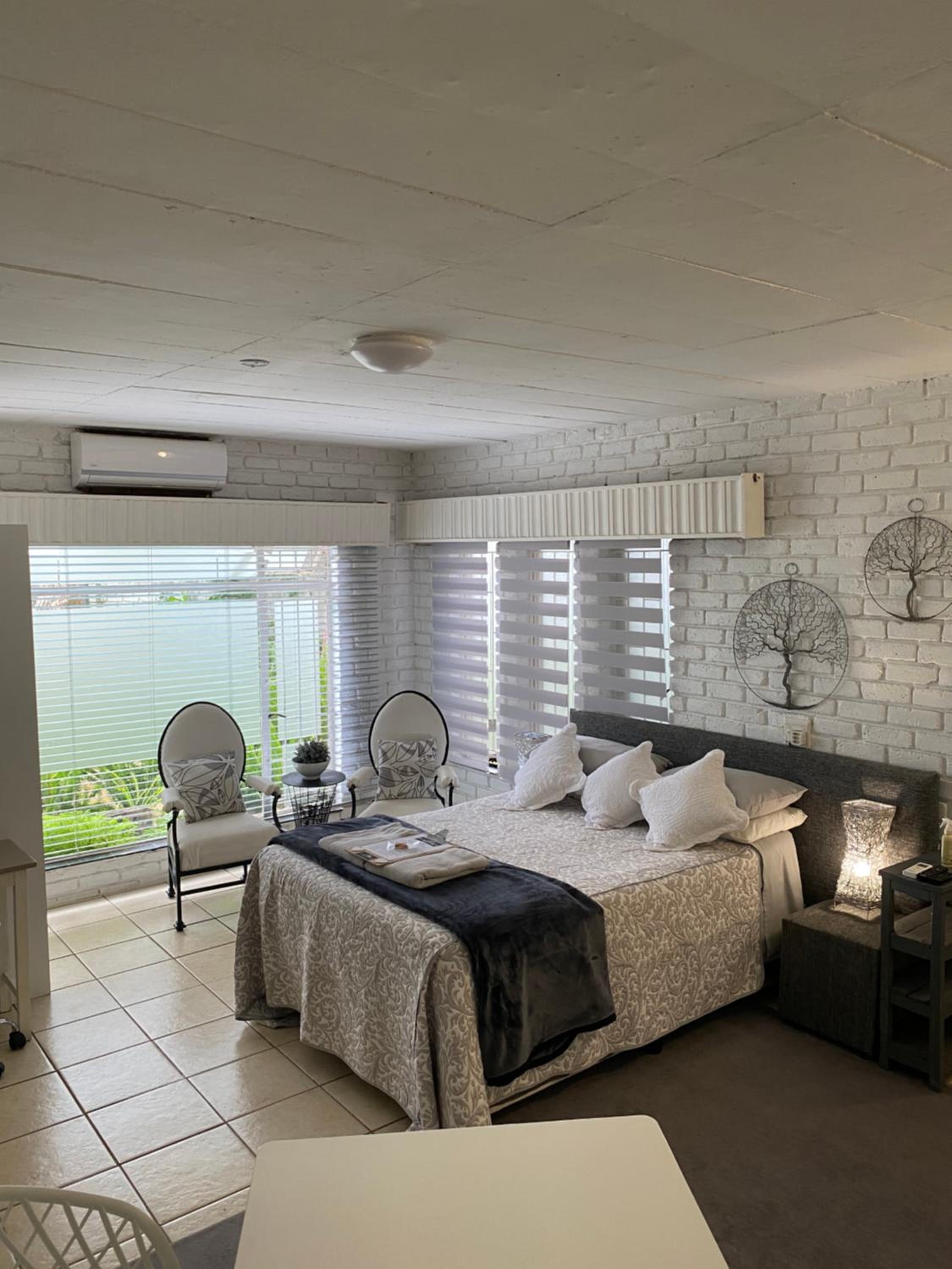 Deluxe Room - Photo 1