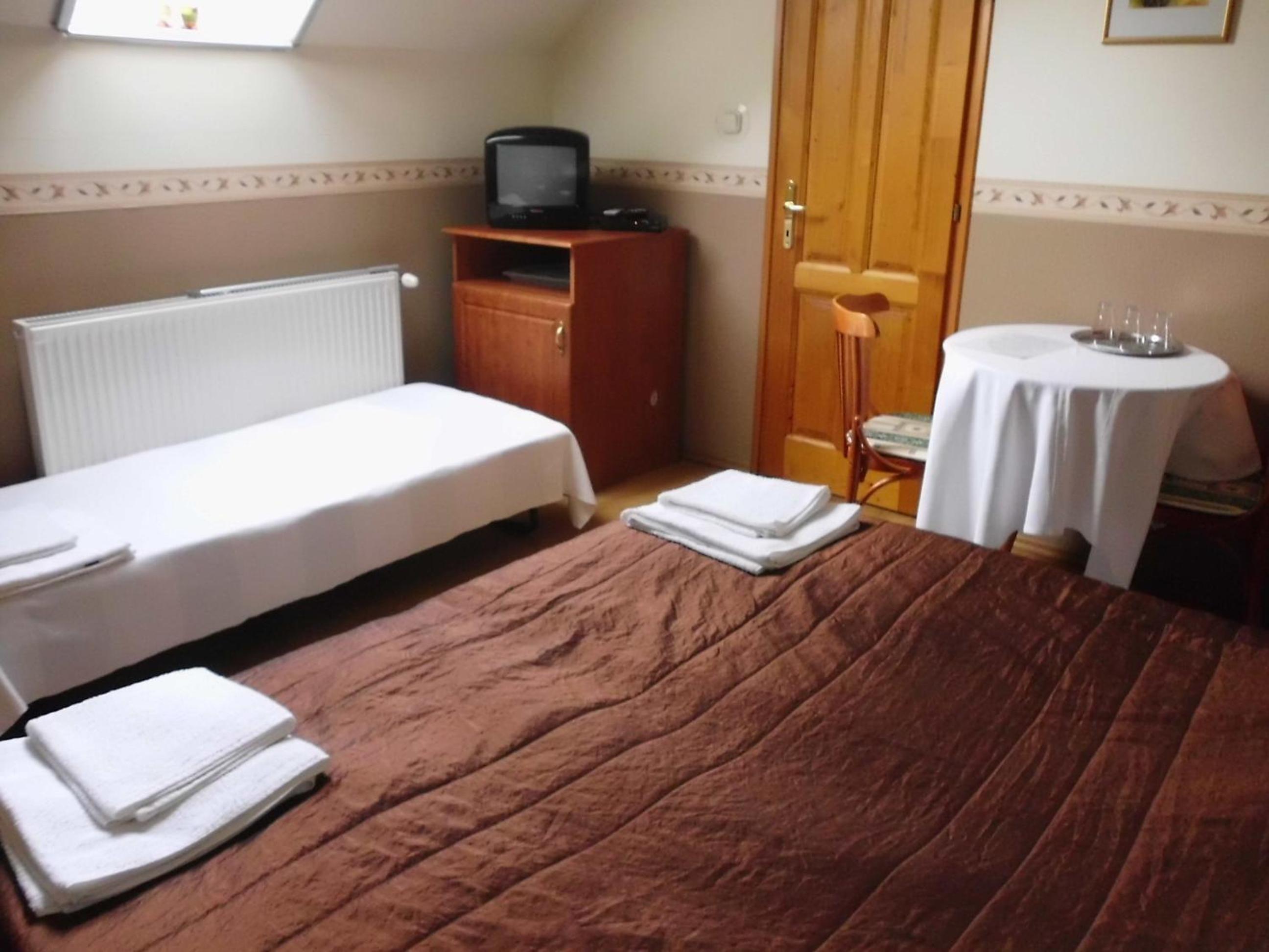 Triple Room - Photo 8