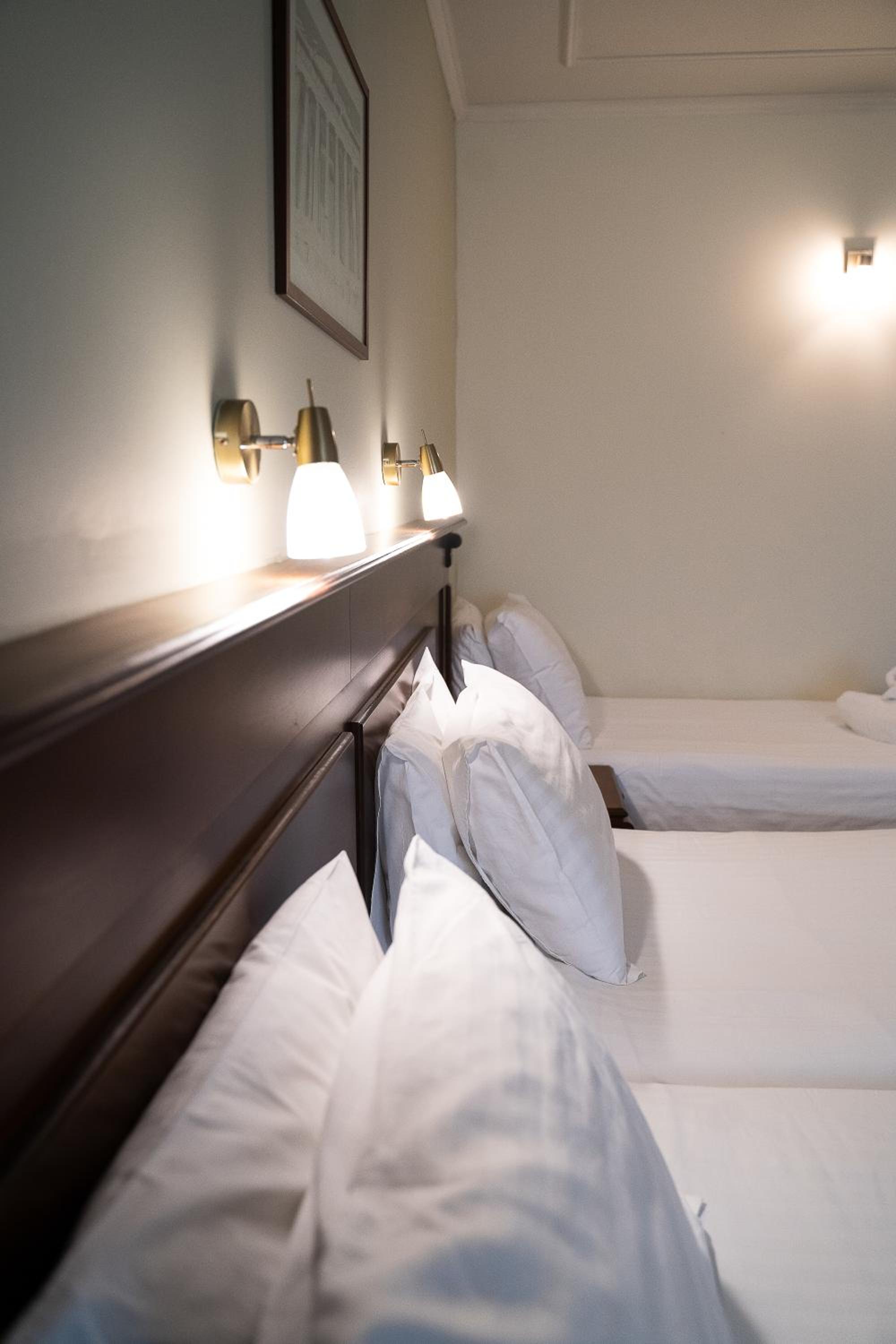 Triple Room - Photo 7