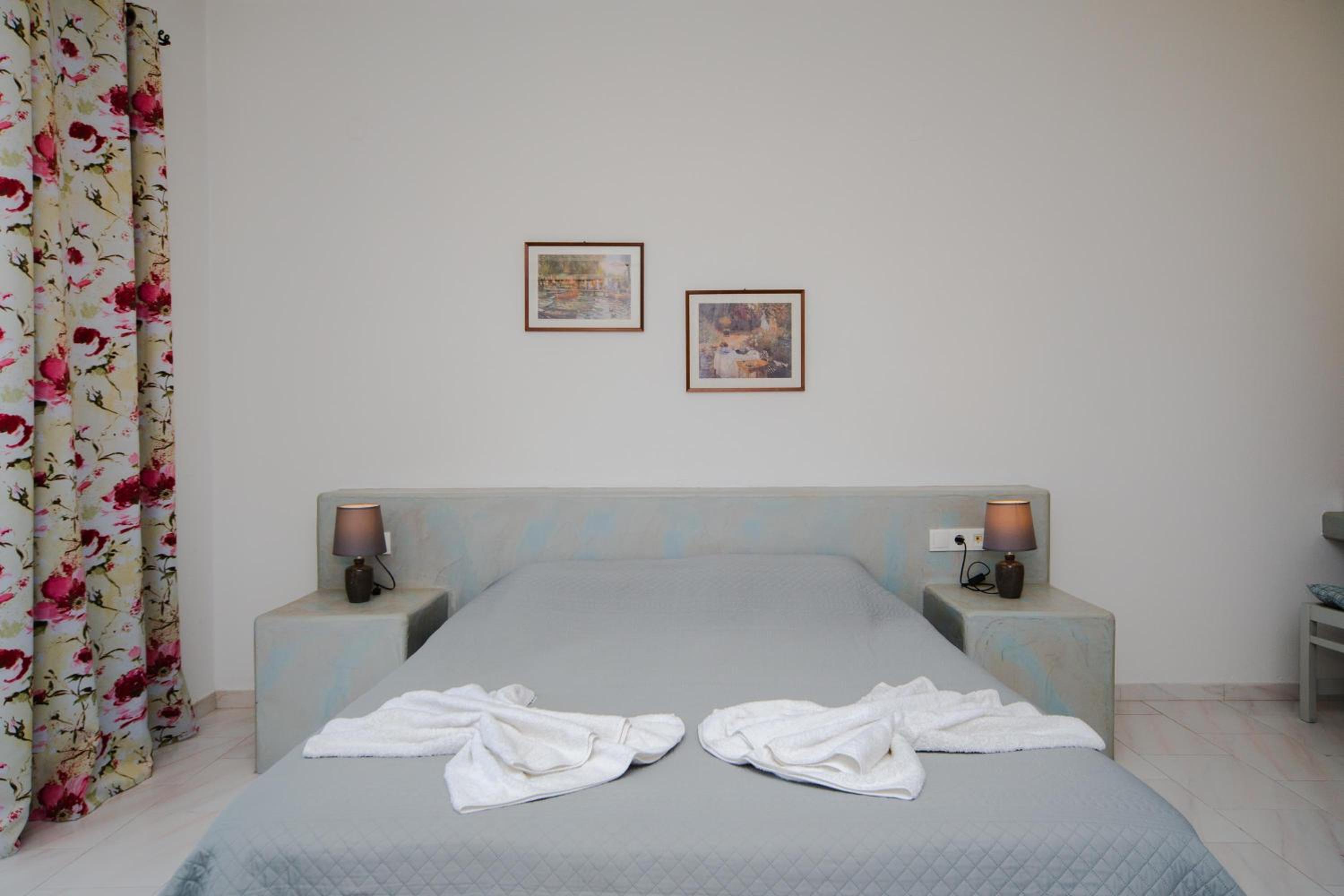 Apartment with Terrace photo 3