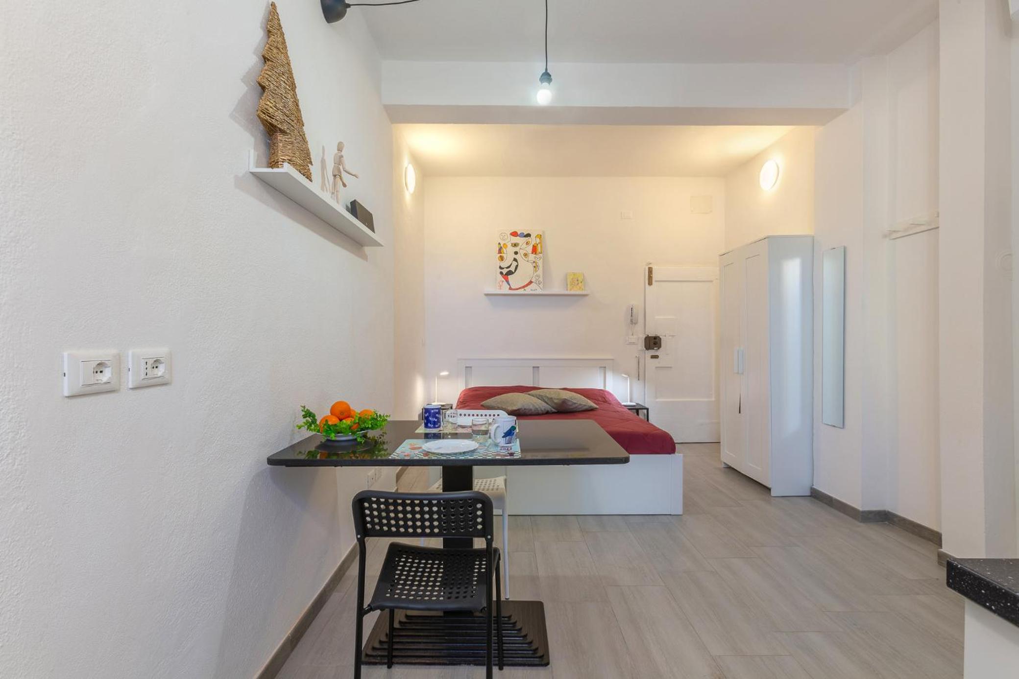 Studio Apartment