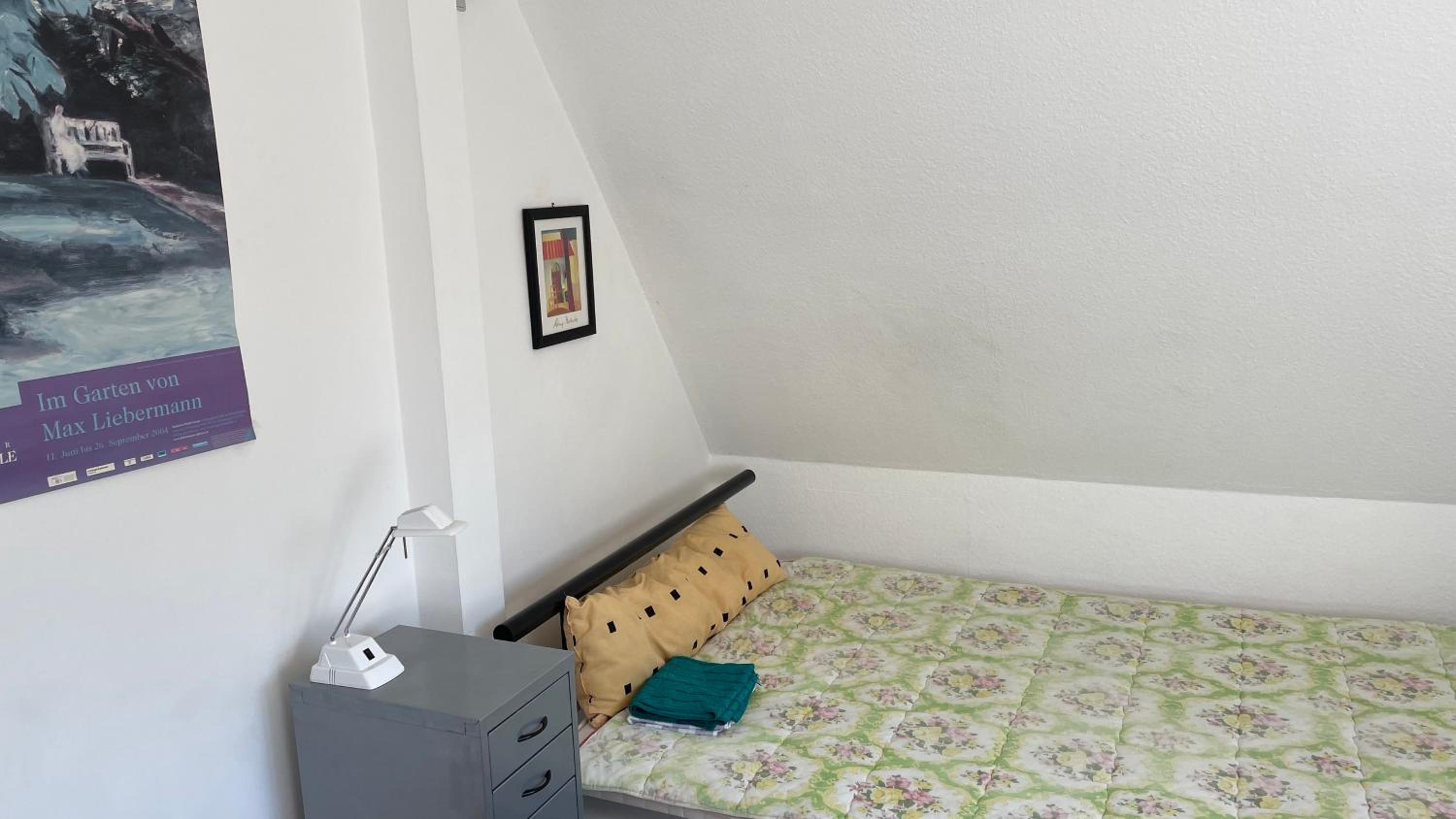 Budget Double Room - Photo 3