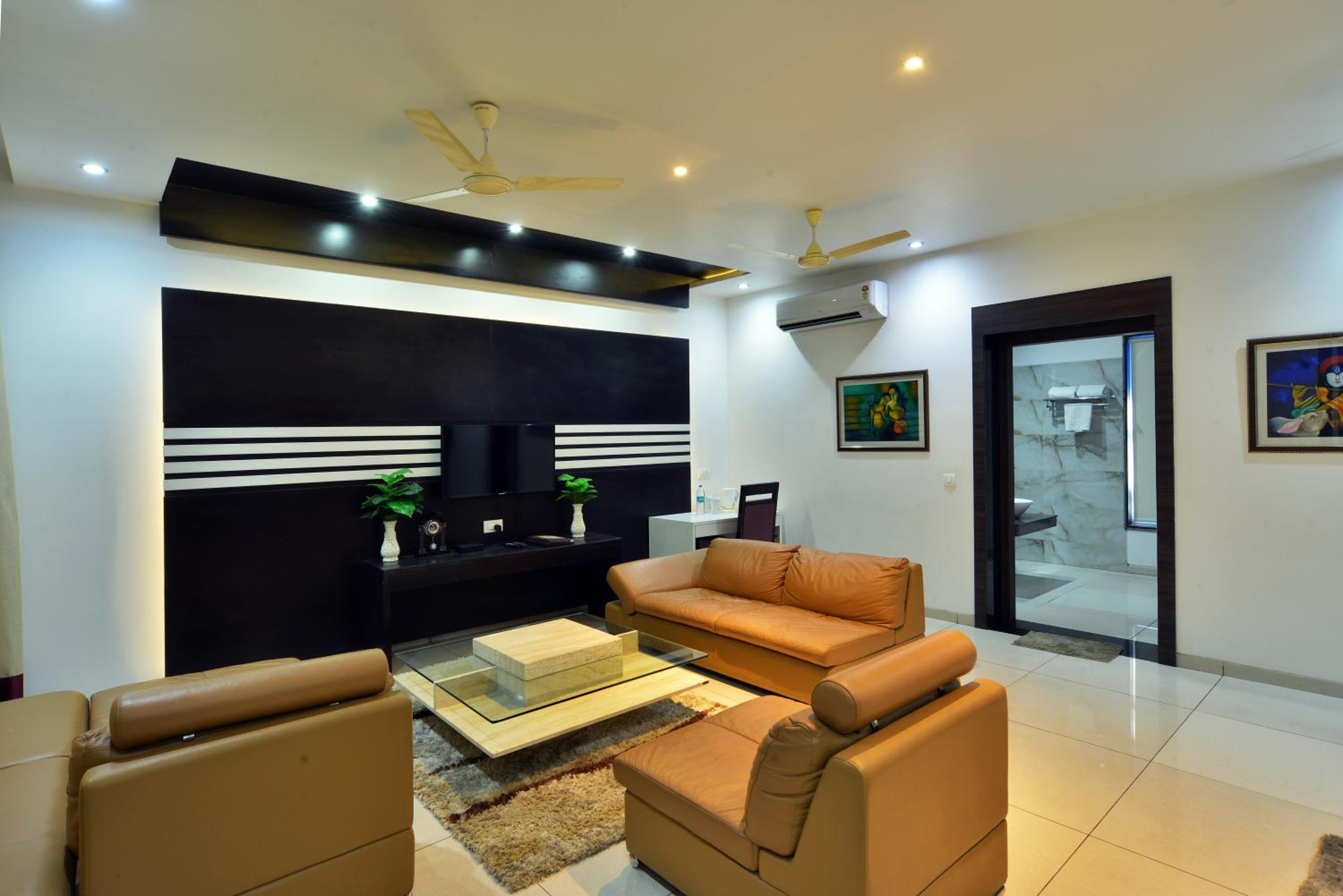Presidential Suite photo 2