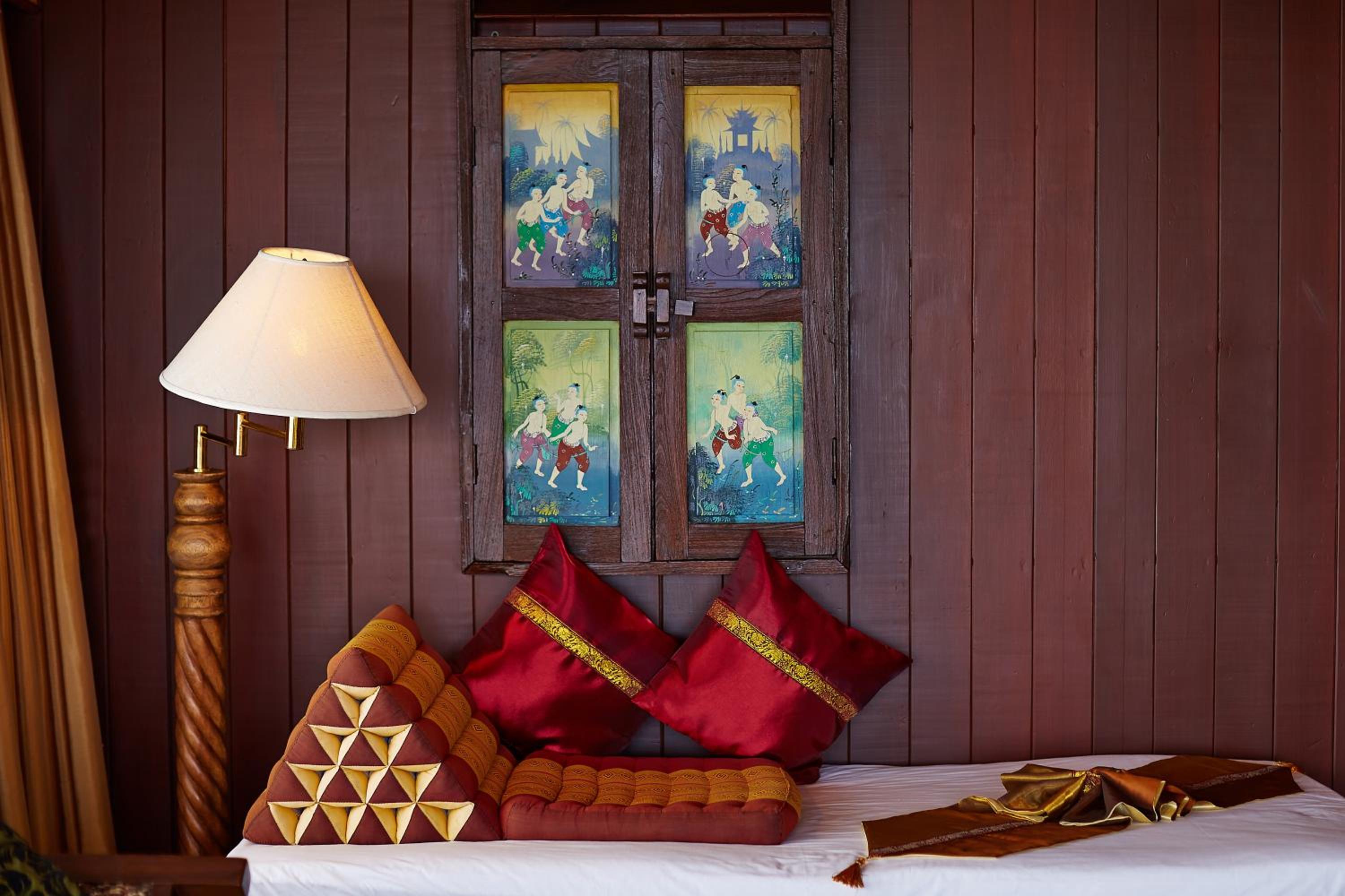 Honeymoon Suite - Photo 14