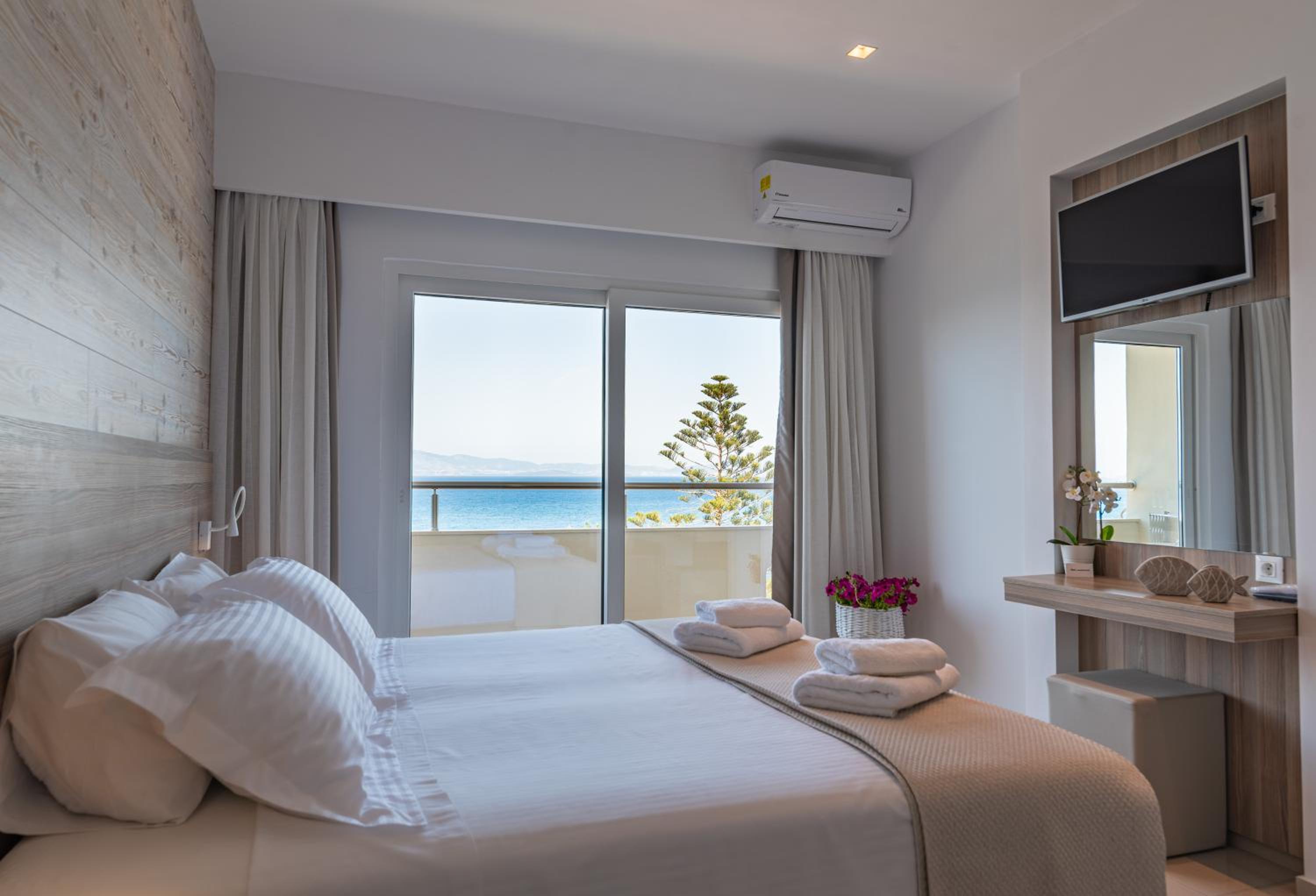 Deluxe Studio with Sea View