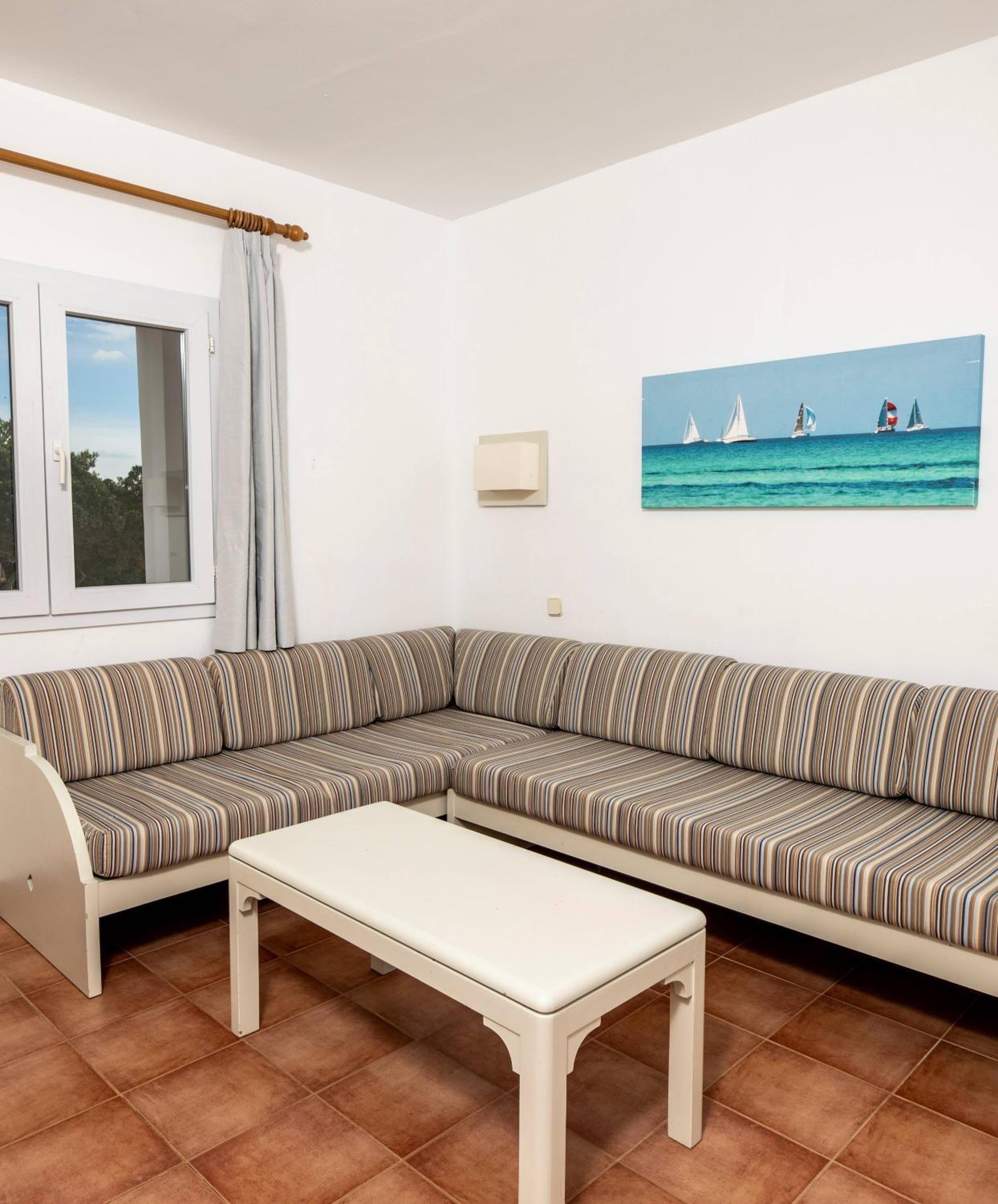 Apartamento Básico de 1 Dormitorio (3 Adultos + 1 Niño)