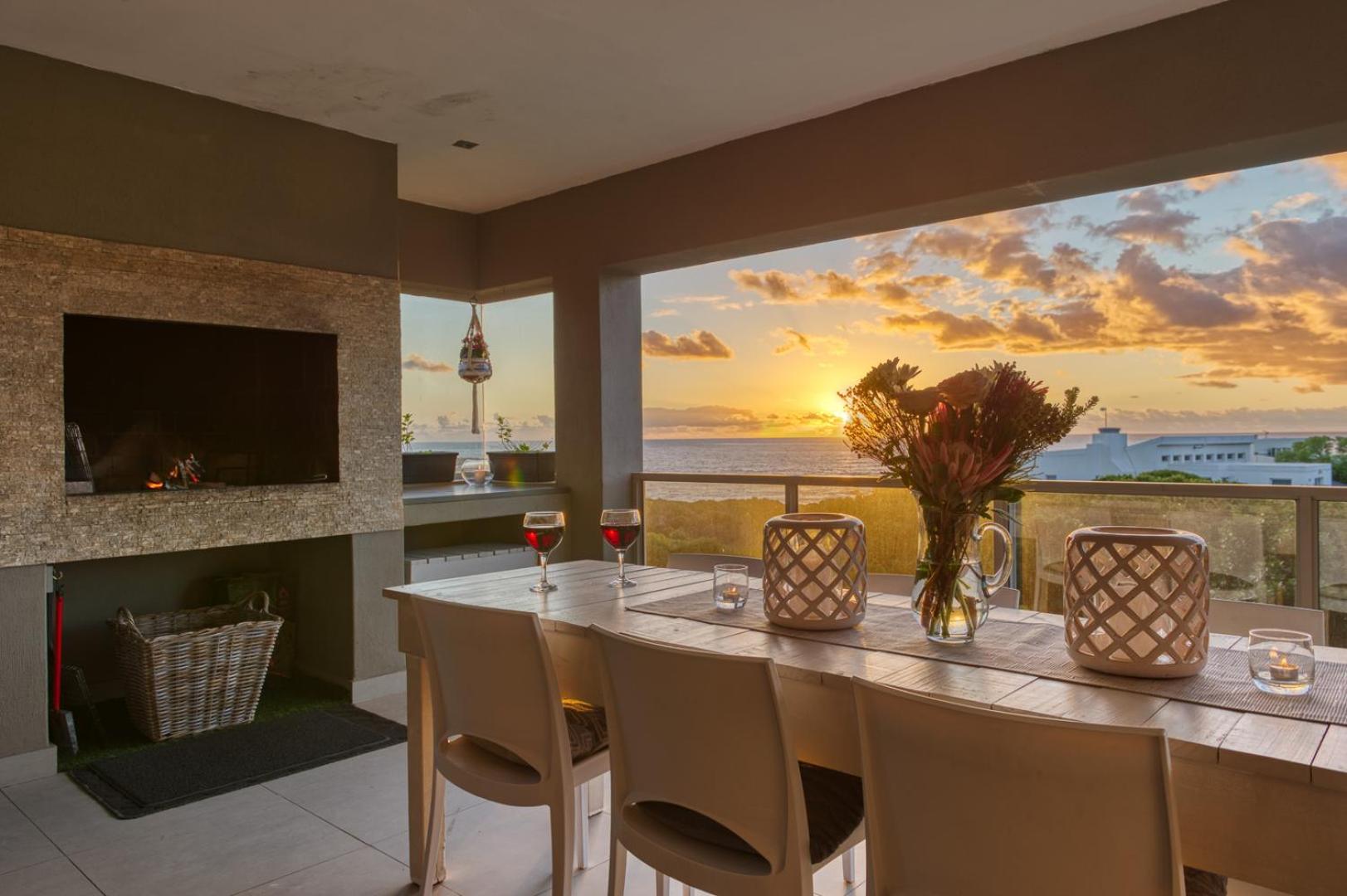 Three-Bedroom Villa - Photo 21