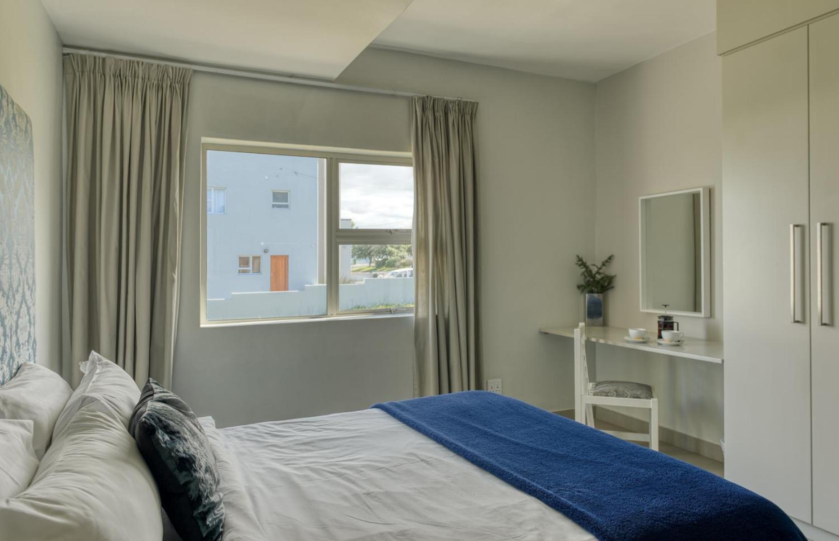 Three-Bedroom Villa - Photo 1