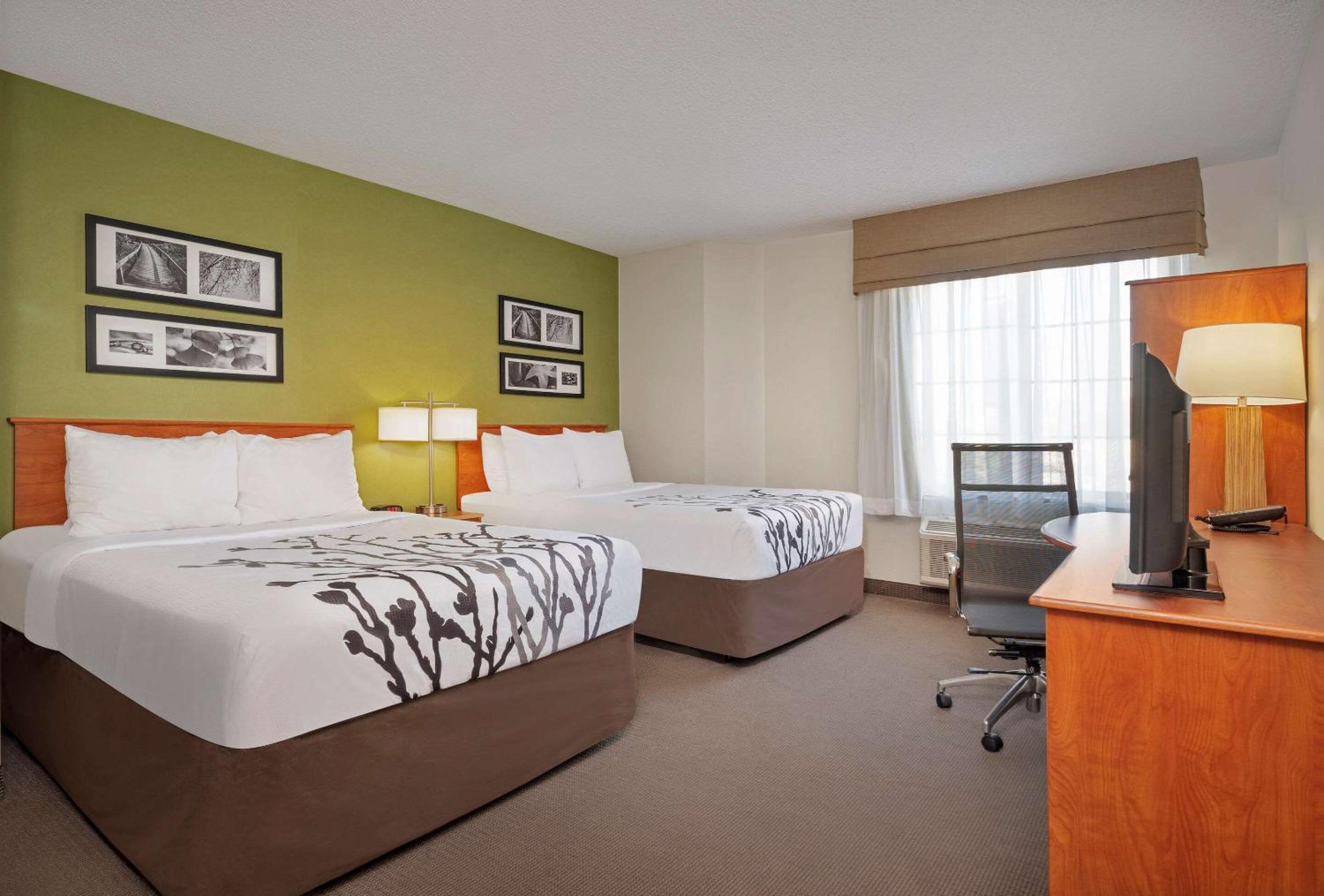 Sleep Inn Midway Airport — photo 42