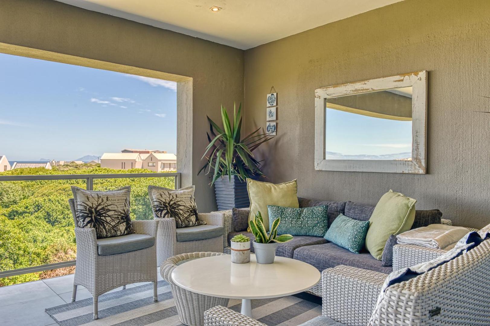 Three-Bedroom Villa - Photo 28