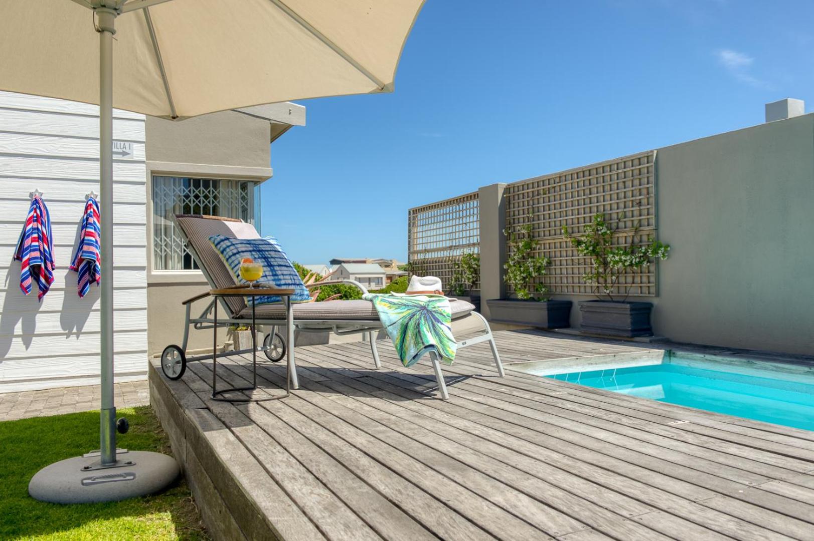 Three-Bedroom Villa - Photo 26