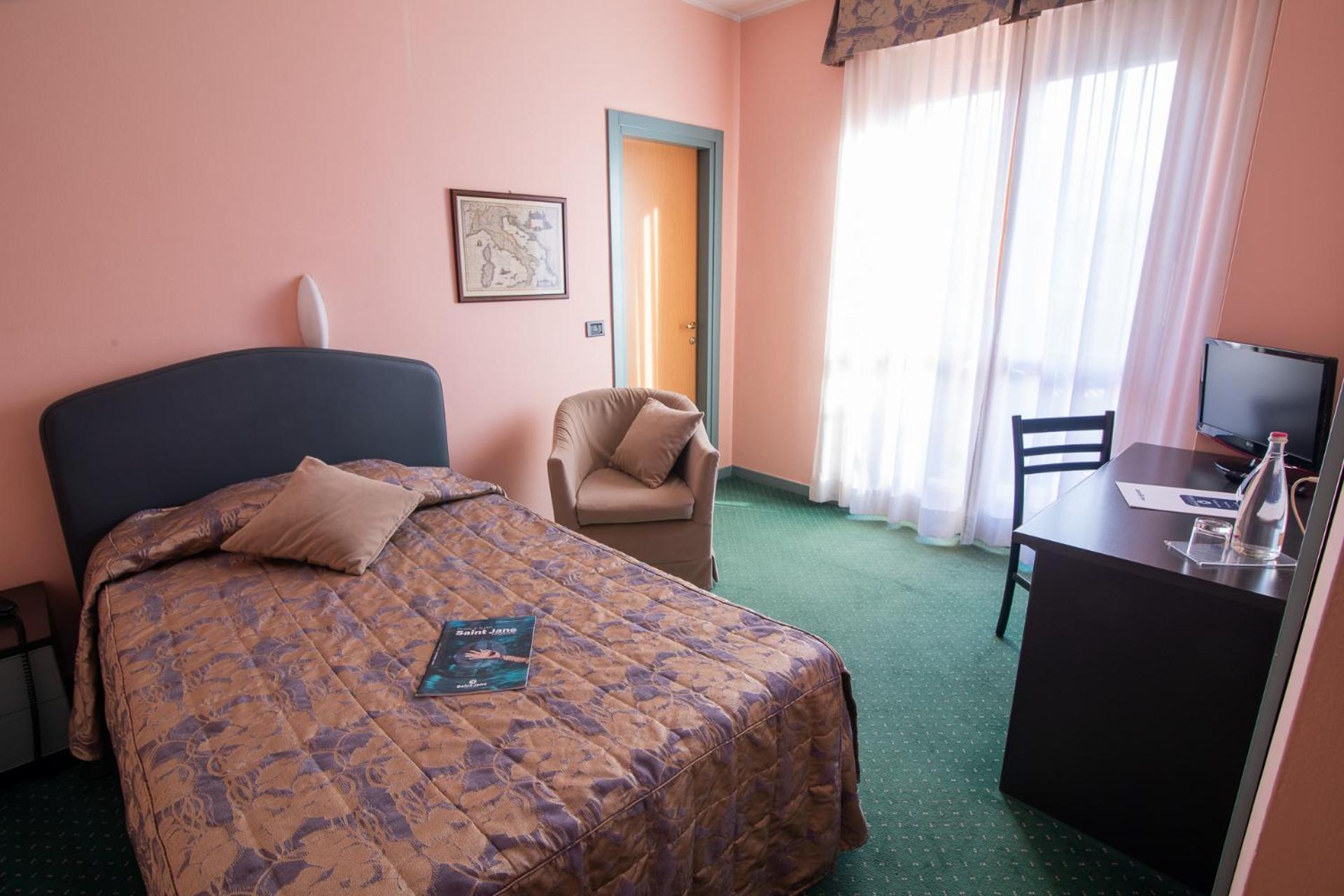 Superior Single Room