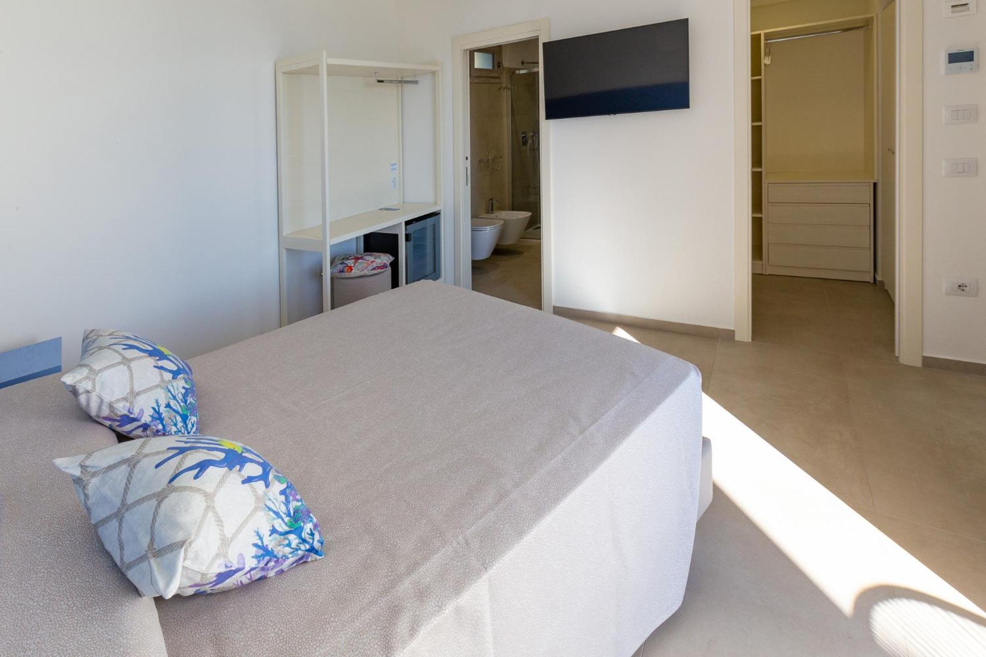 Superior Suite with Sea View photo 3