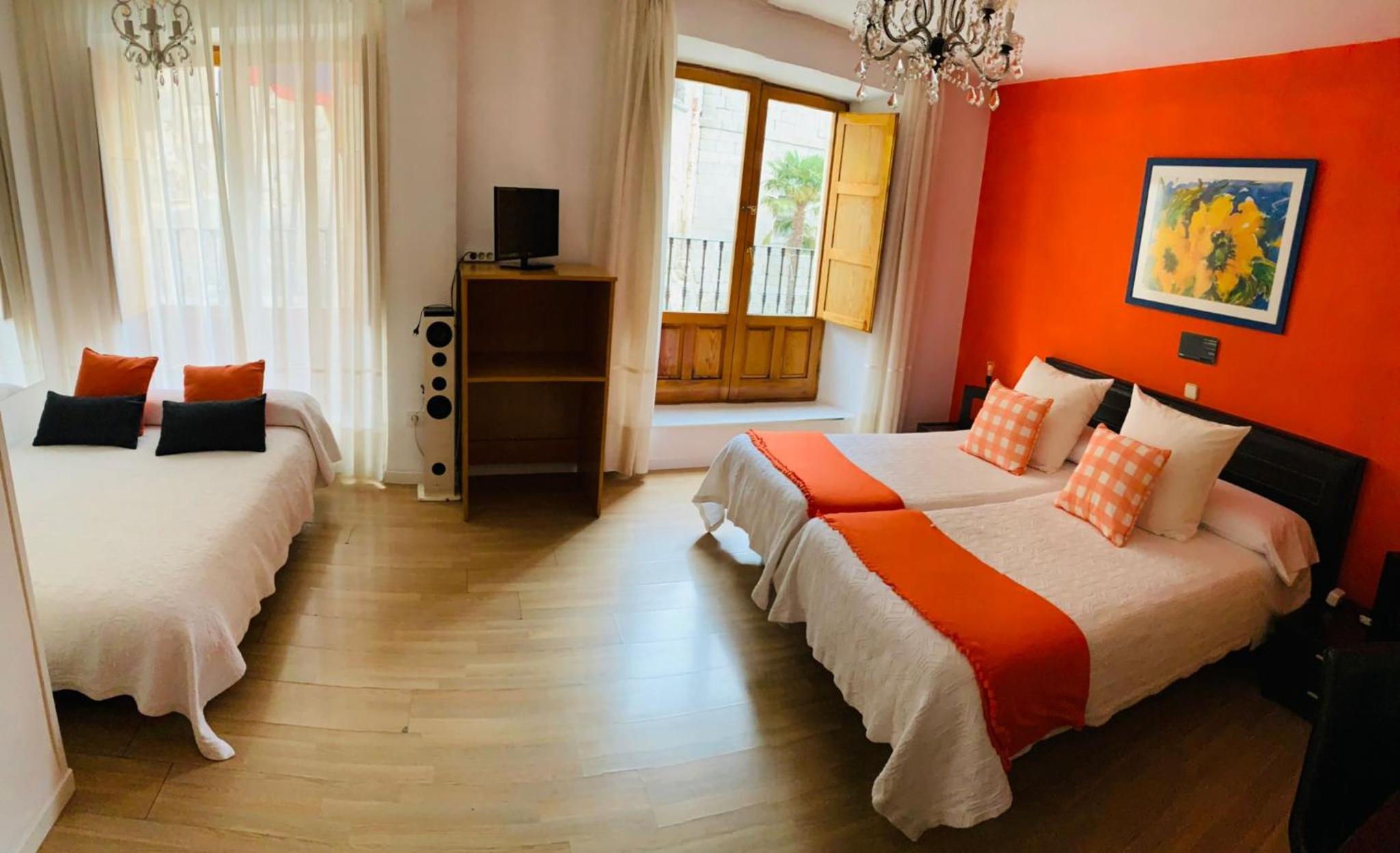 Standard Double Room - Photo 1