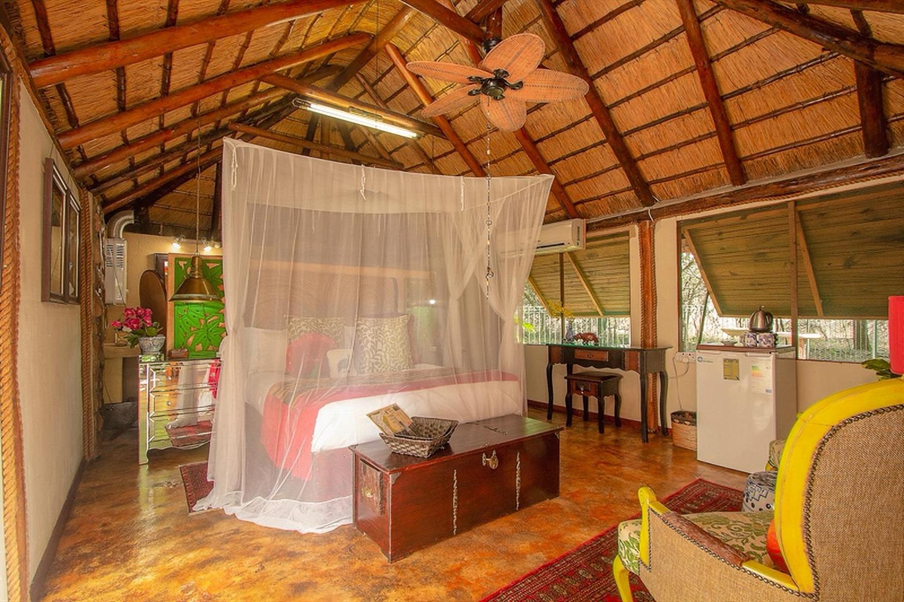 Double Room with Private Bathroom photo 1