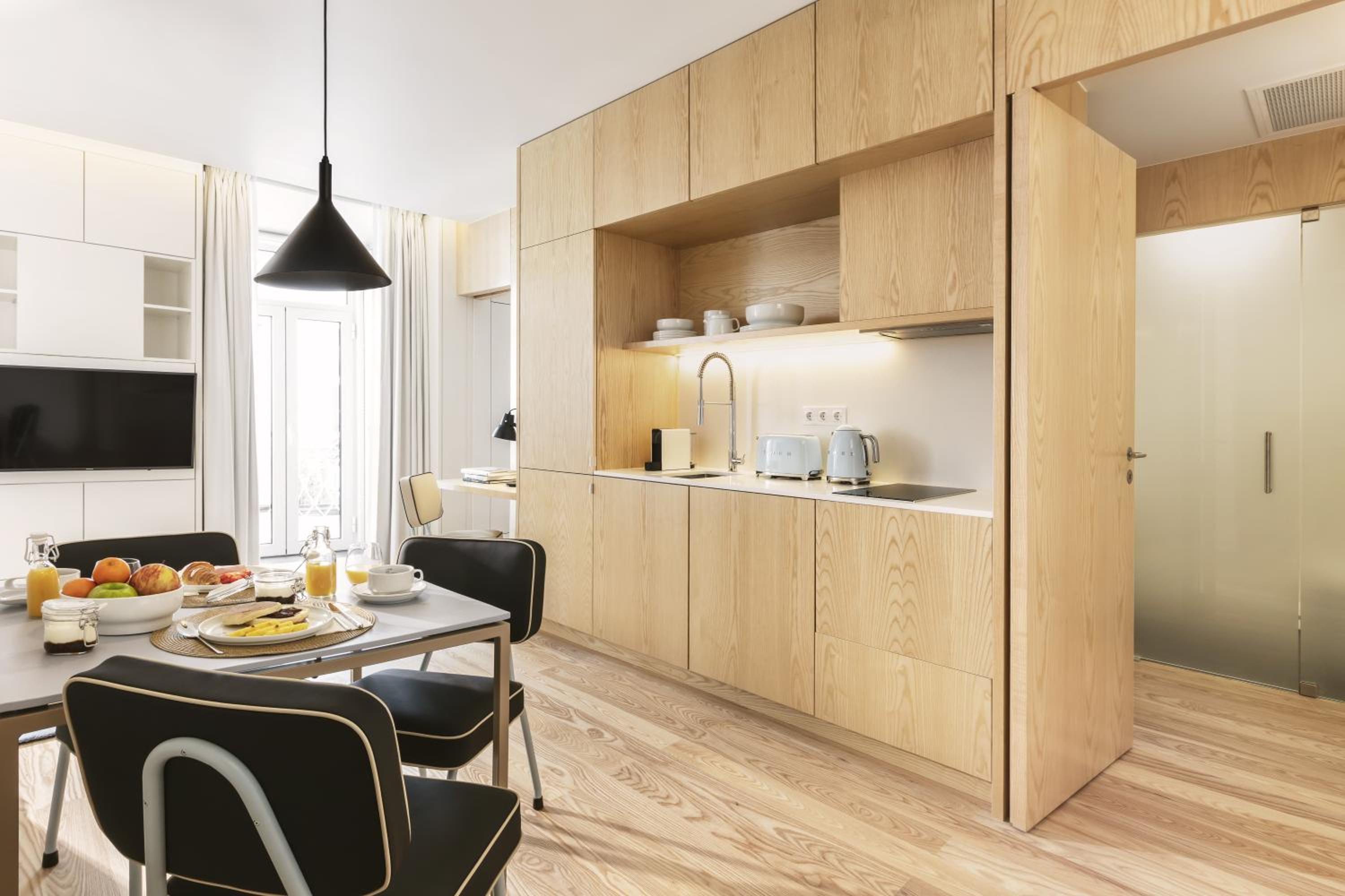 Superior Apartment - Photo 7