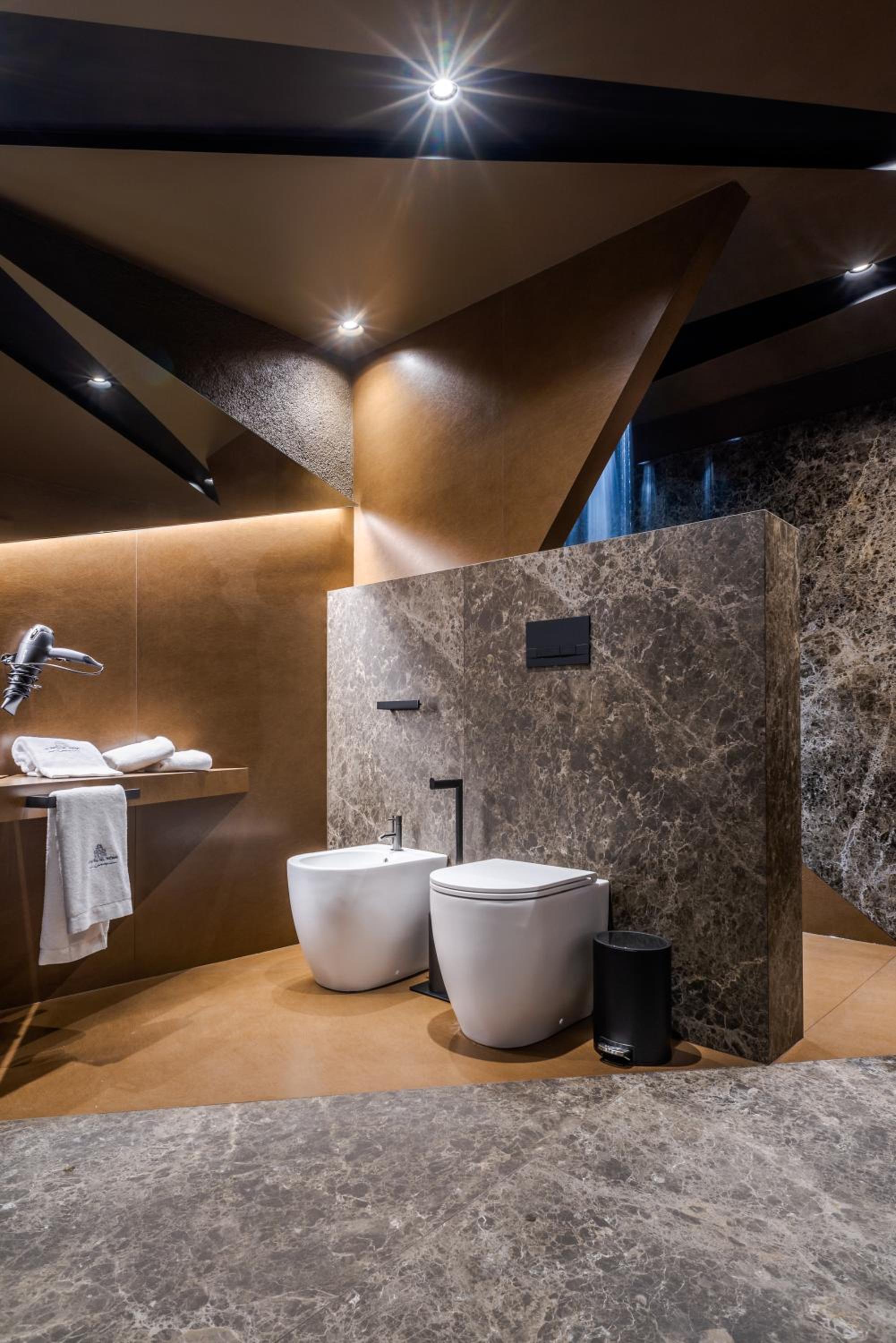 King Room with Spa Bath photo 3