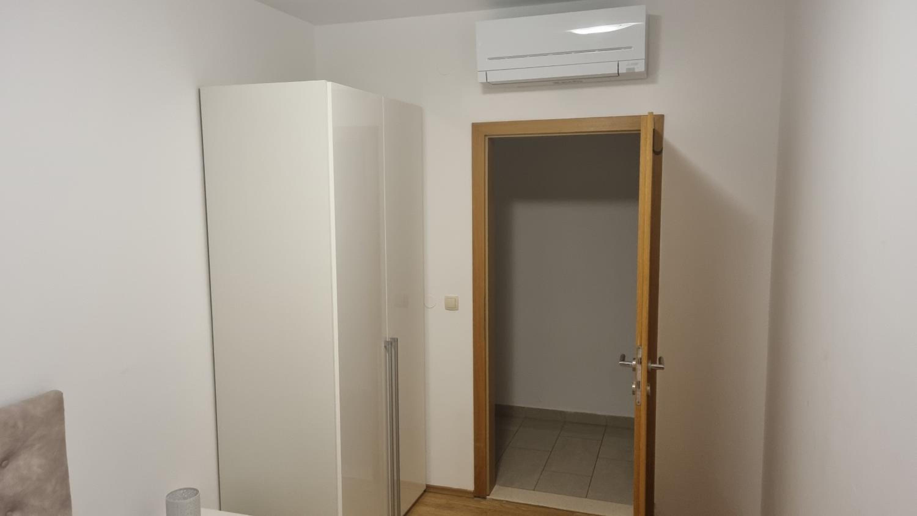 Two Bedroom Apartment with Balcony and Sea View photo 2