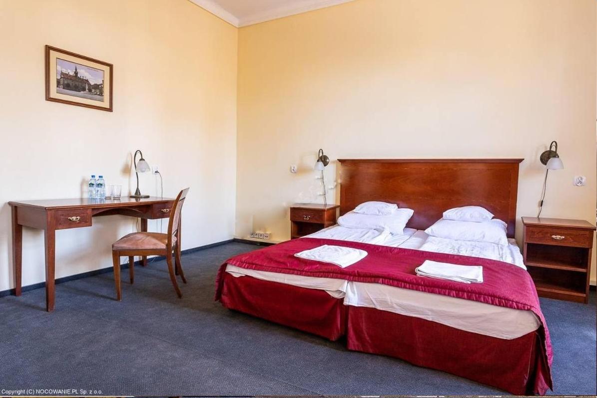 Standard Double or Twin Room photo 2