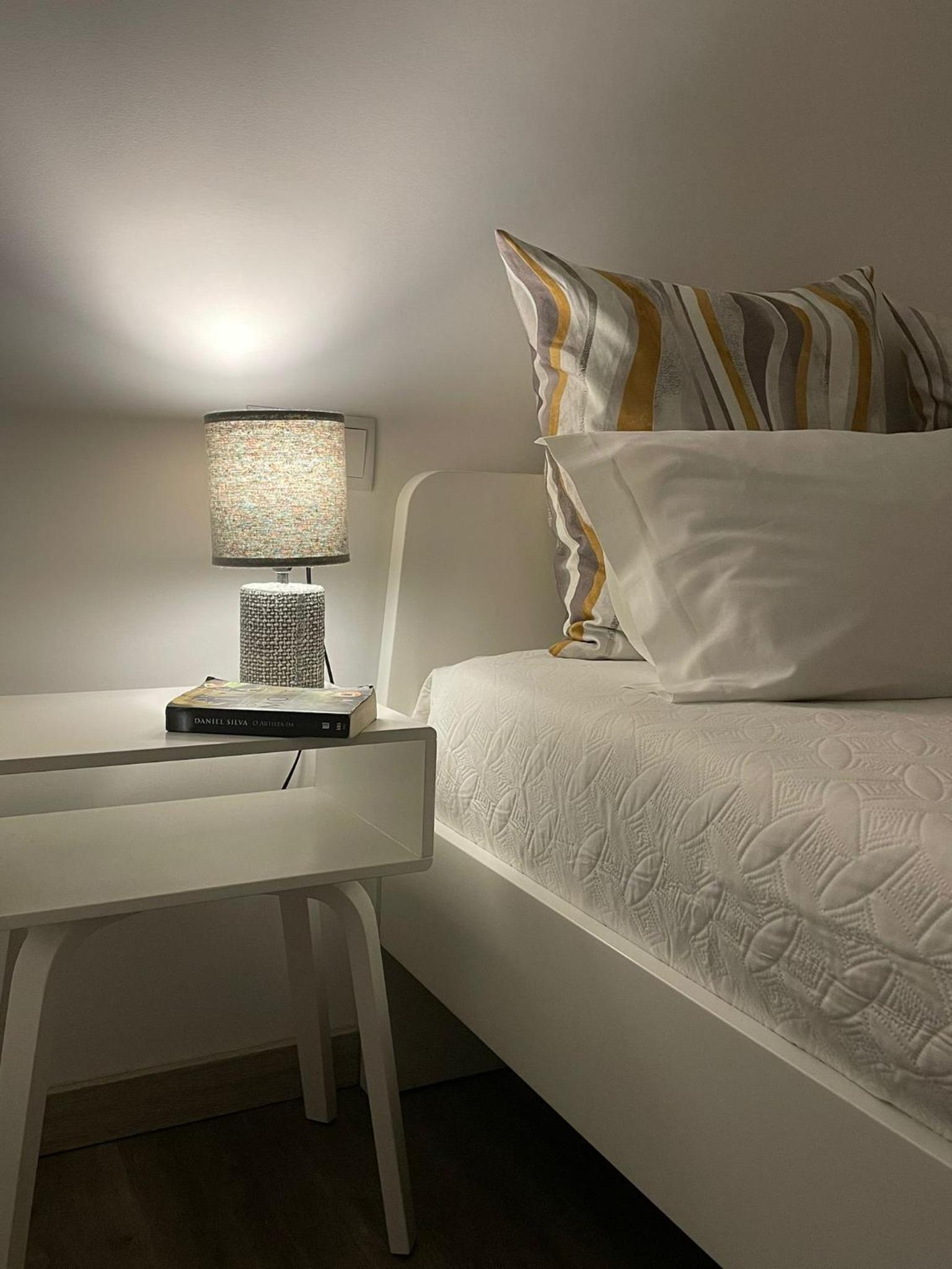 Double Room with Private Bathroom - Photo 8