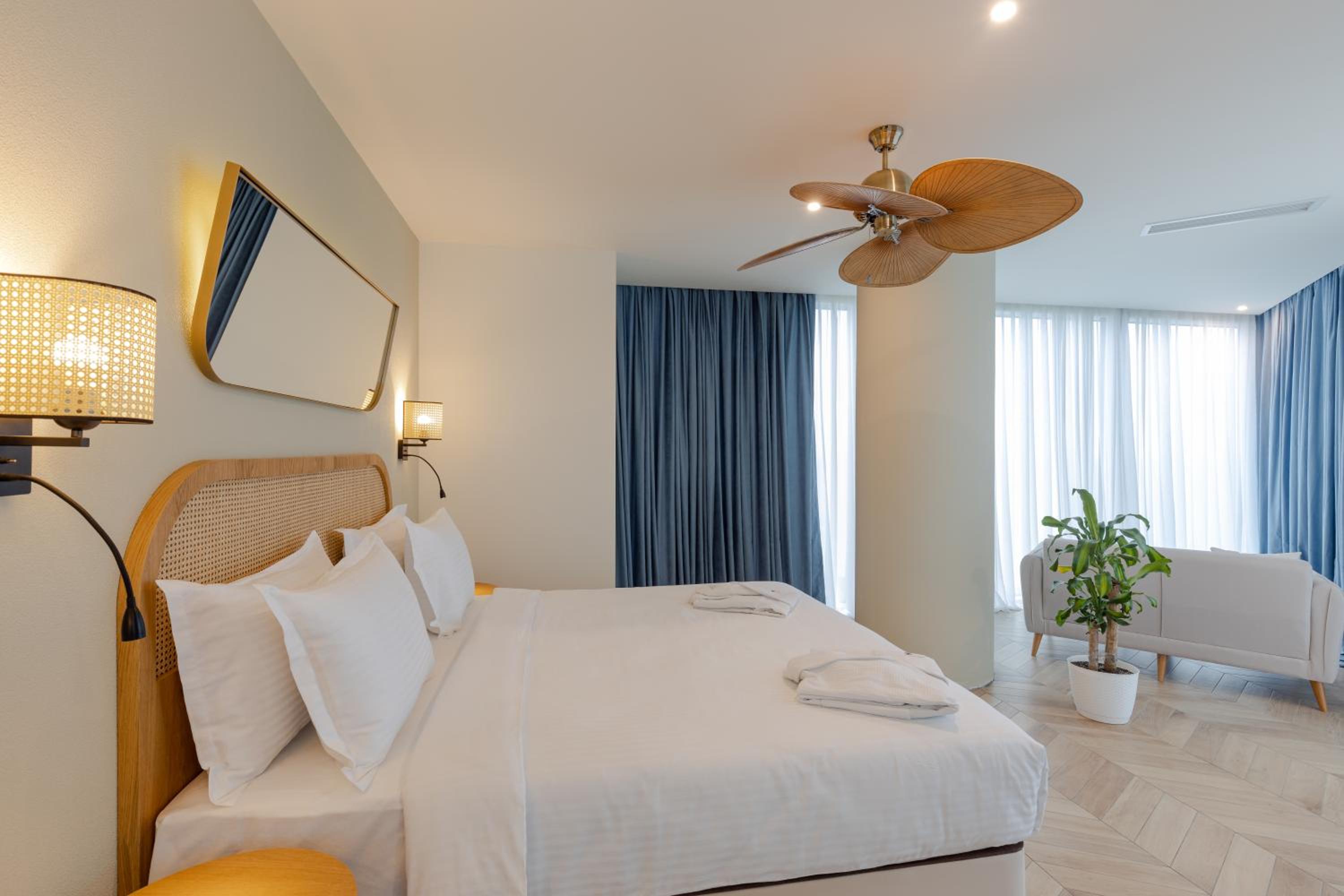 Three-Bedroom Apartment - Photo 1