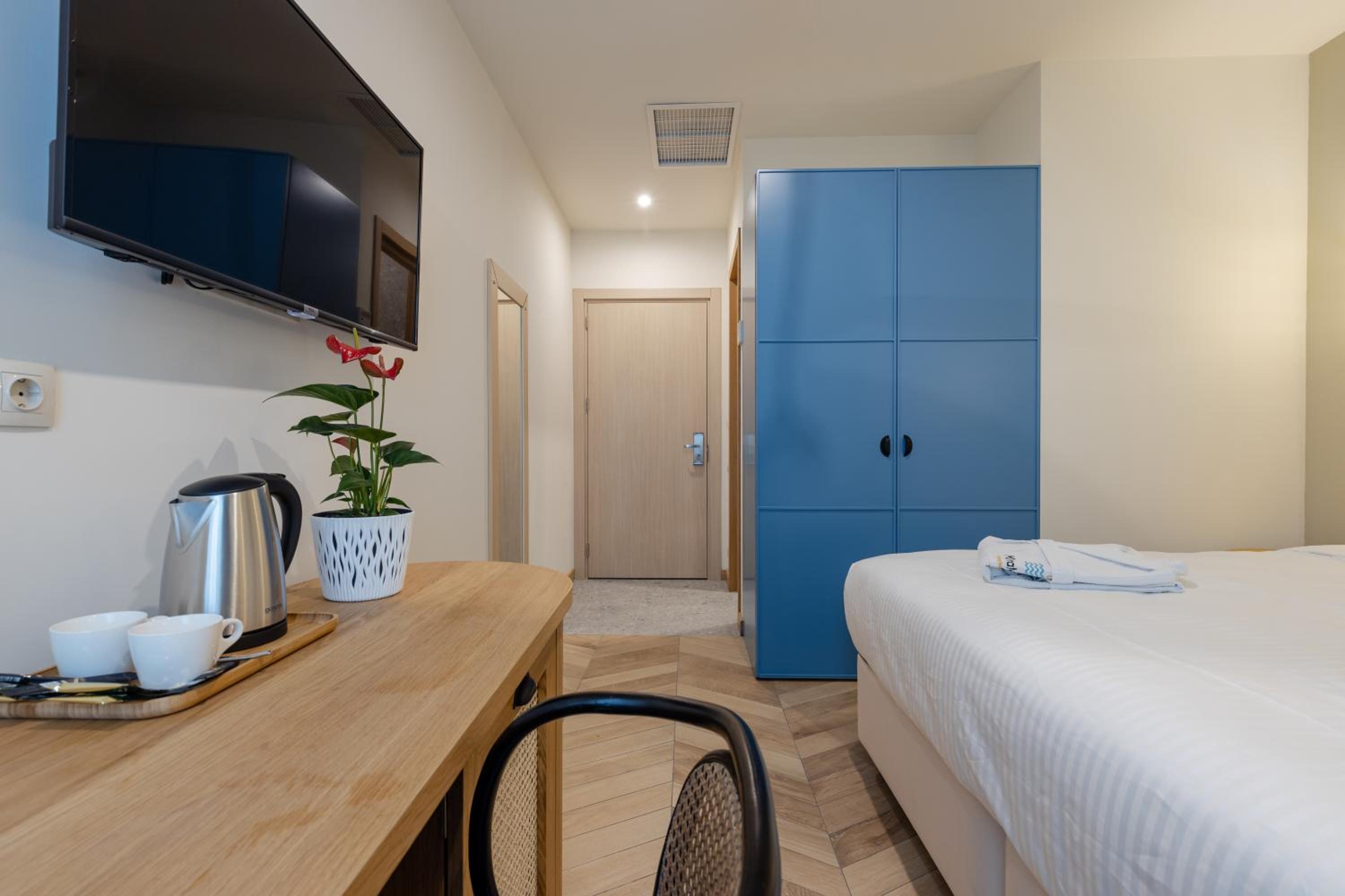Superior Double Room - Photo 2