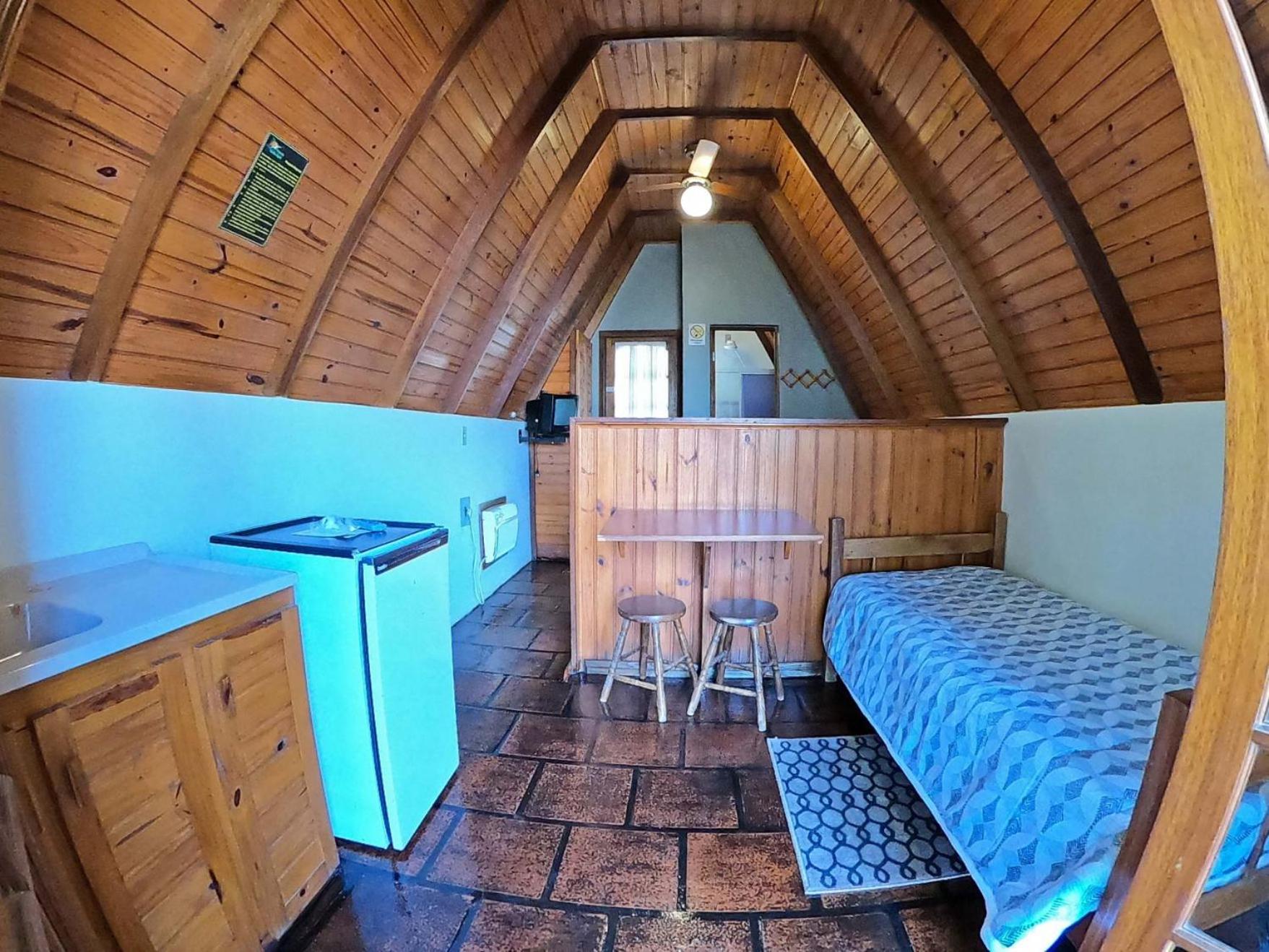 Deluxe Double Room (2 Adults + 1 Child) photo 1