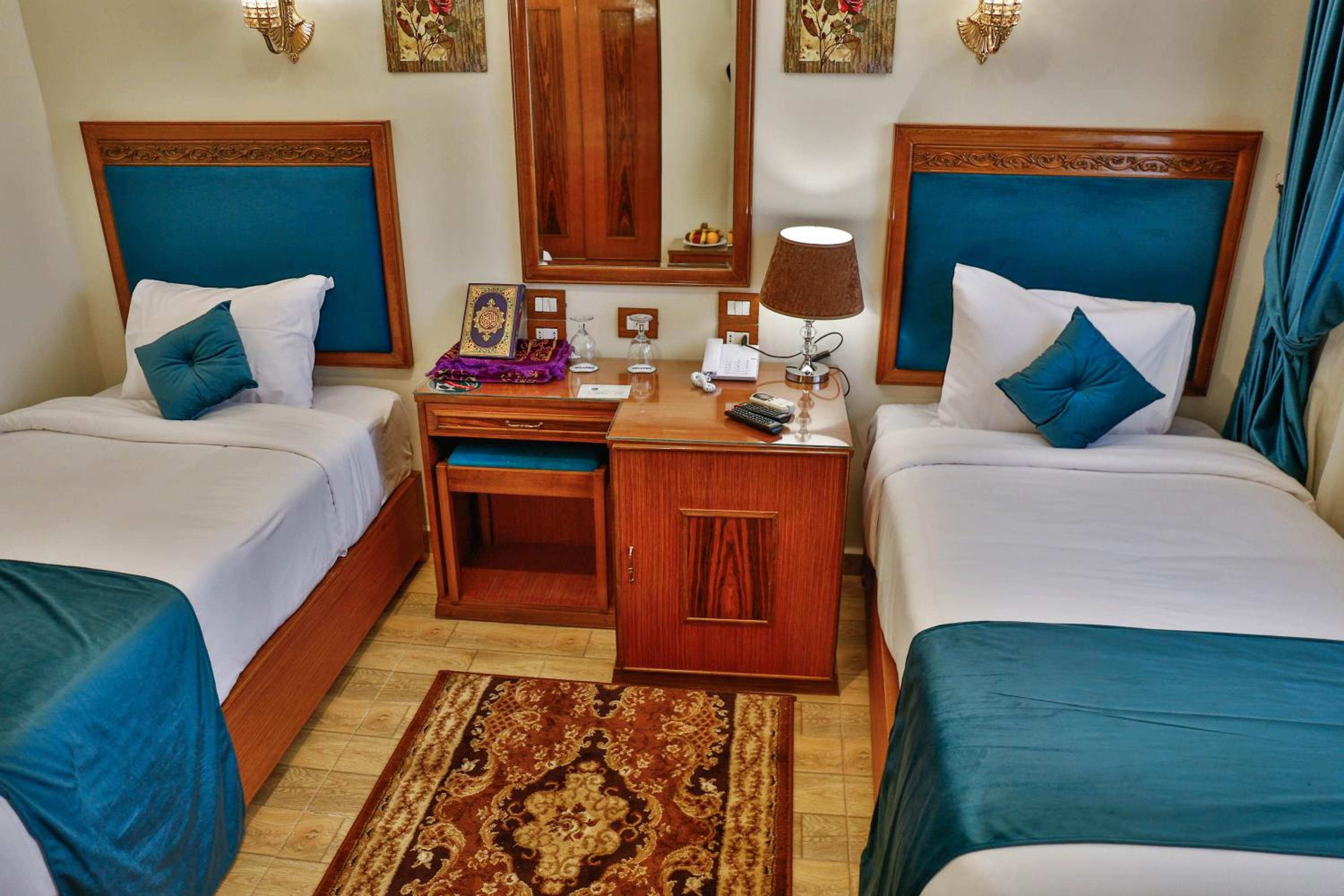 Standard Double or Twin Room - Photo 3