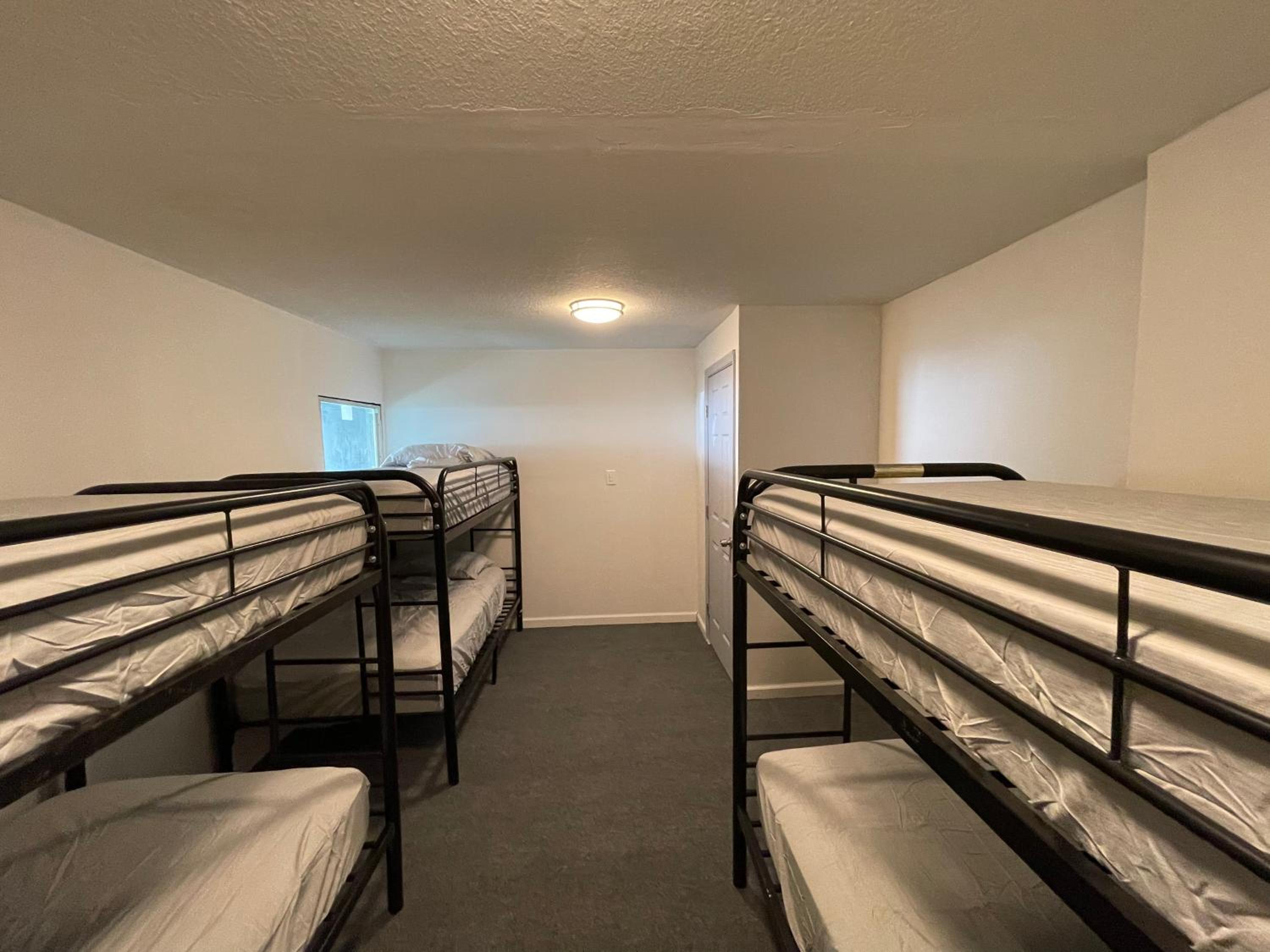 Bed In 6-Bed Dormitory Room photo 2