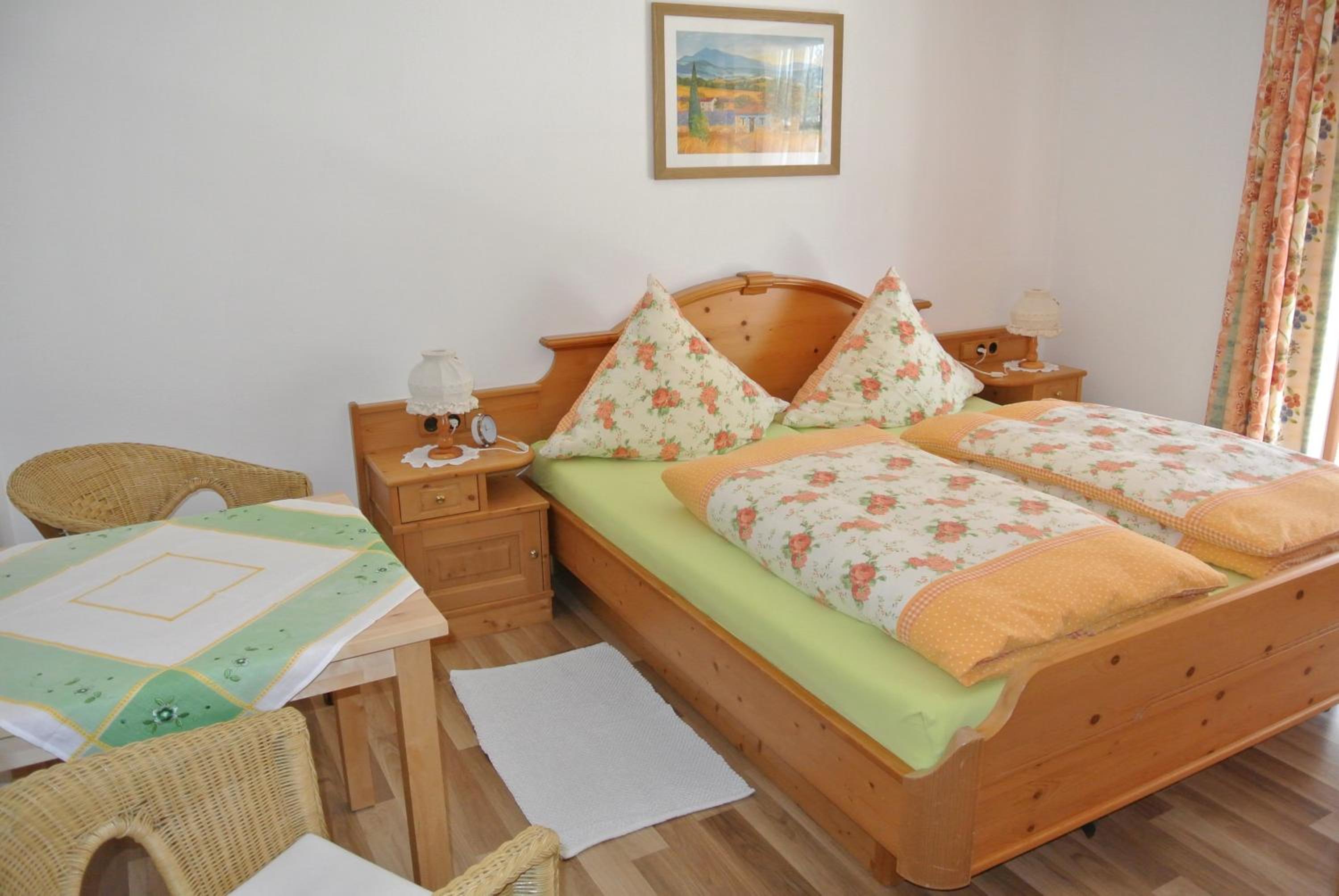 Apartment with Mountain View photo 1