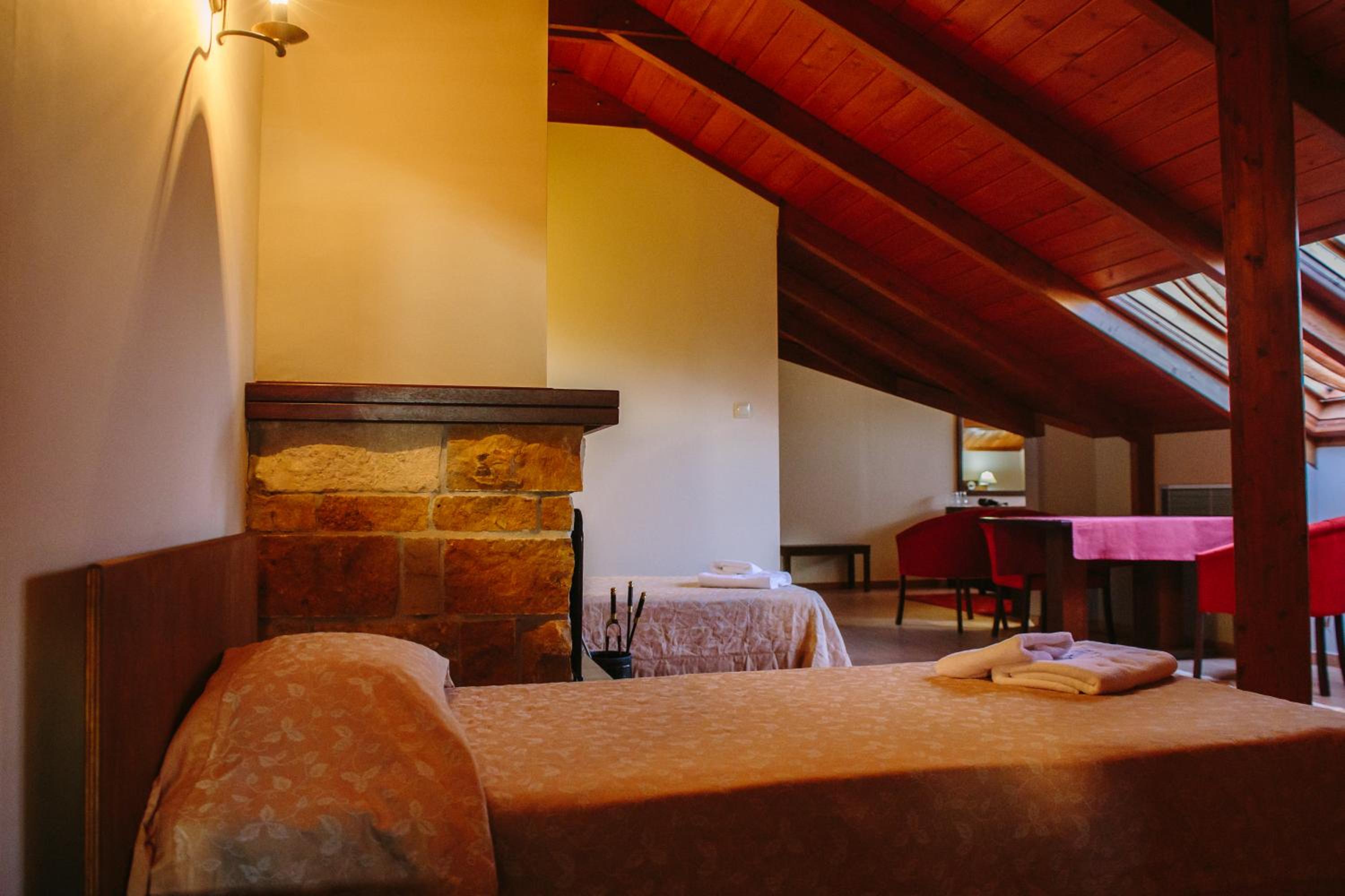 Family Junior Suite - Photo 10