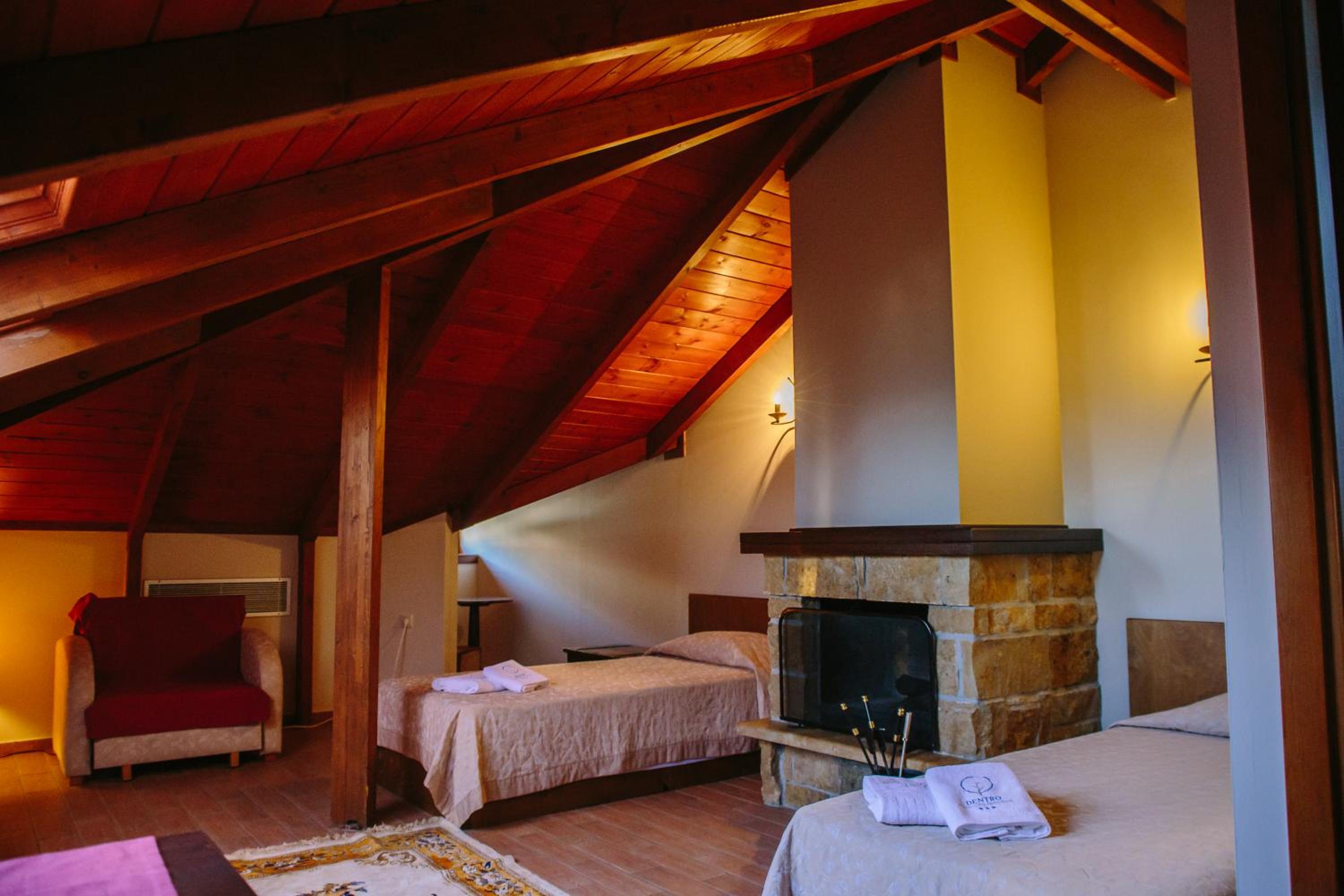 Family Junior Suite - Photo 14