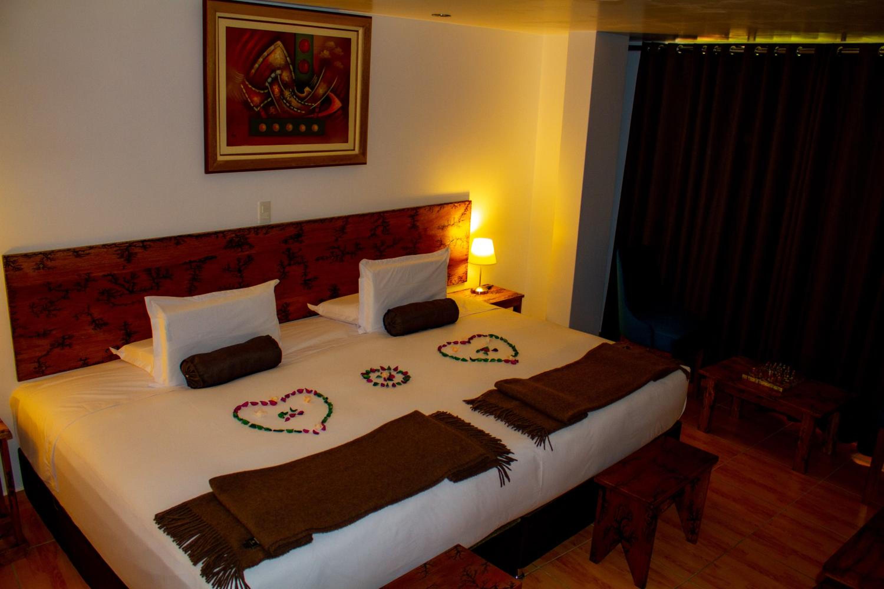Superior King Room - Photo 19
