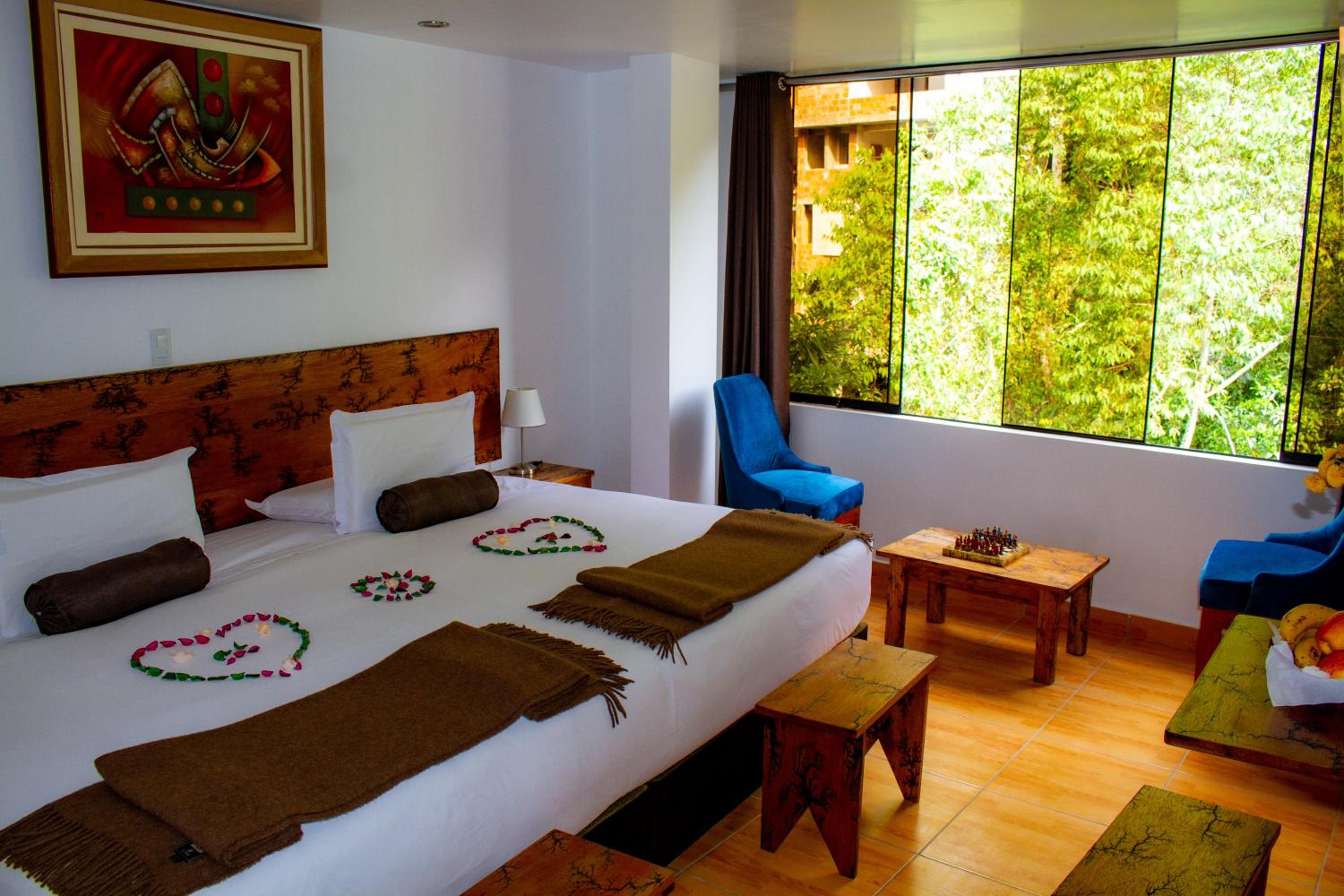 Superior King Room - Photo 33