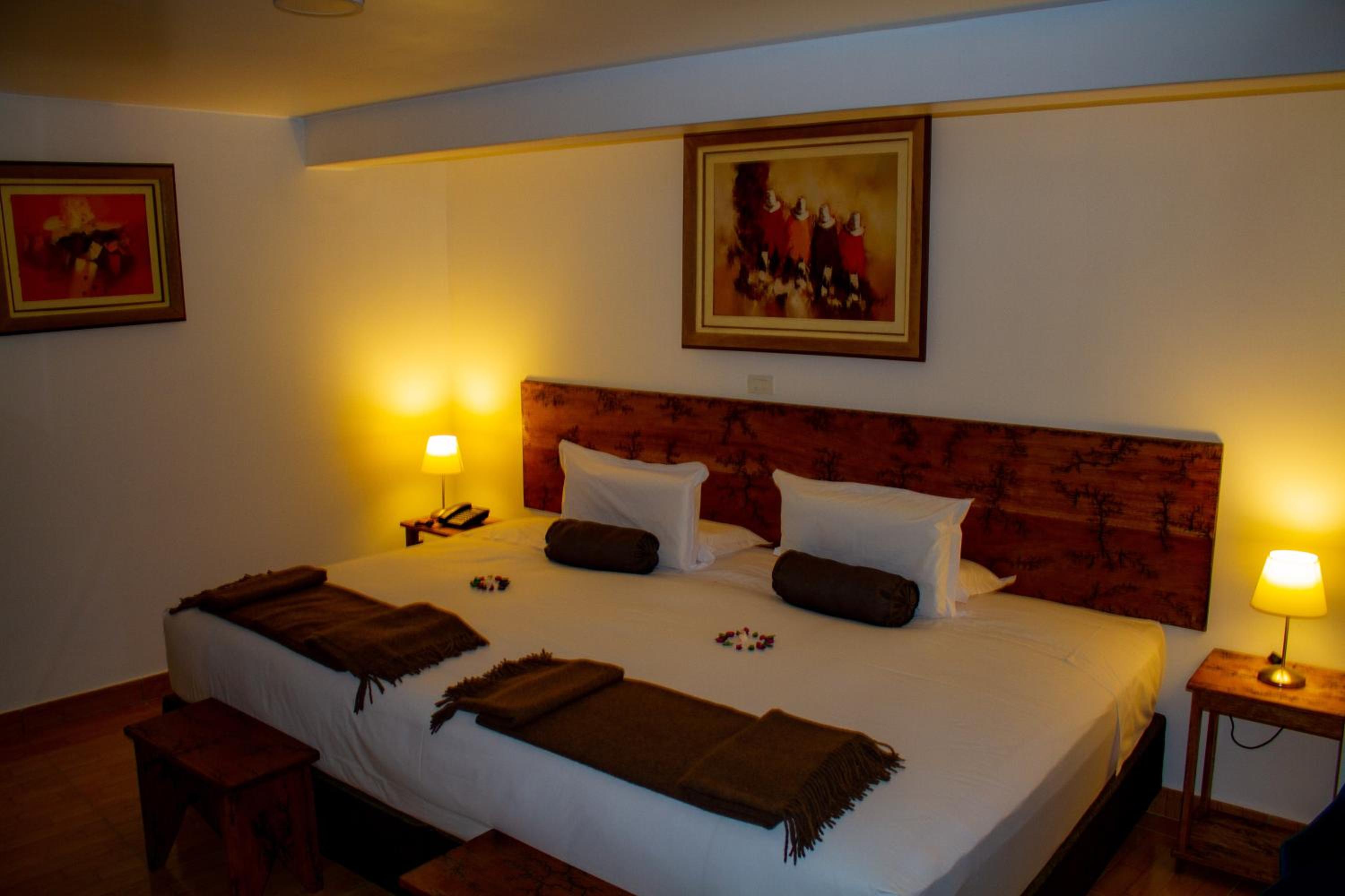 Superior King Room - Photo 24