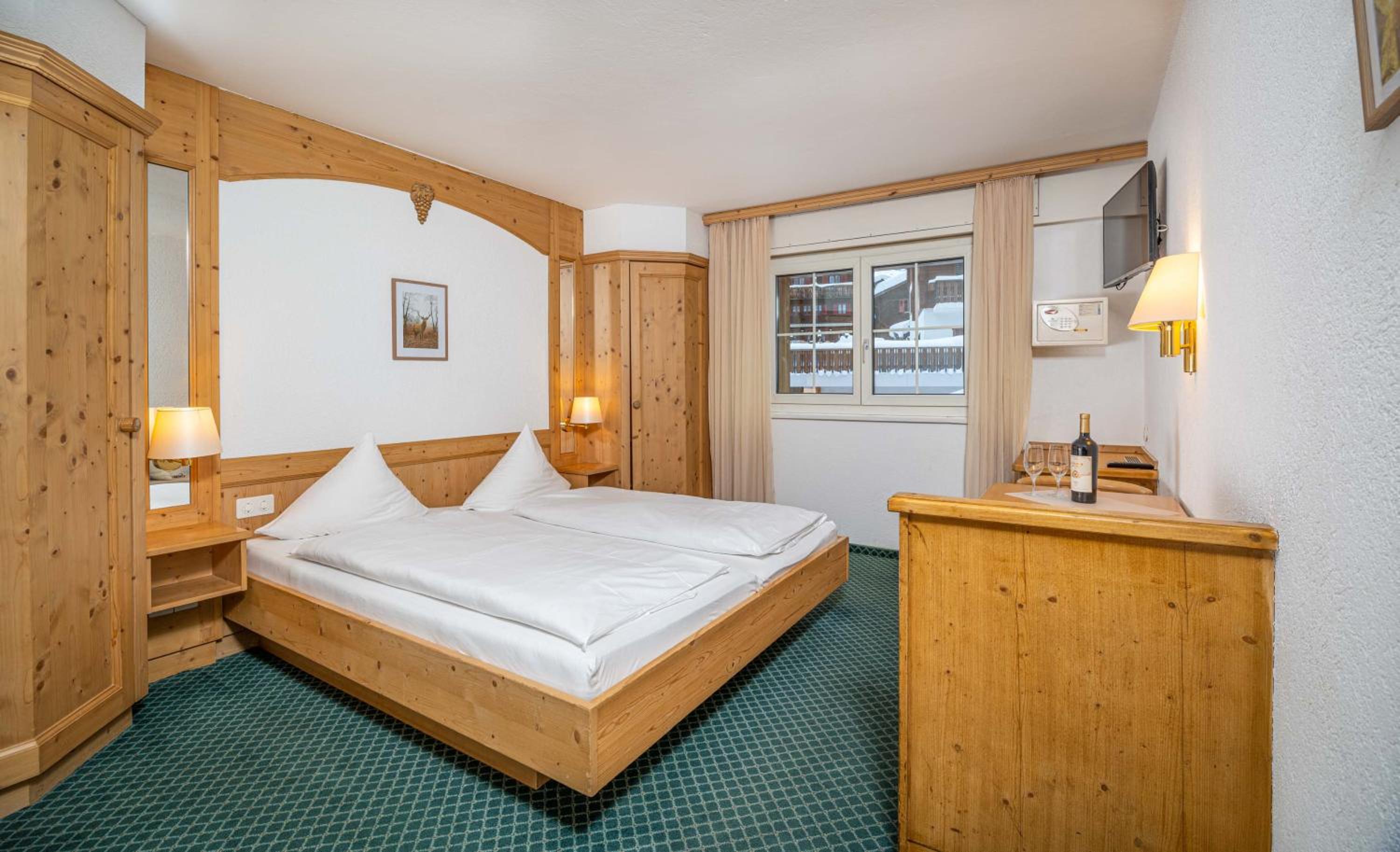 King Room with Mountain View - Photo 11