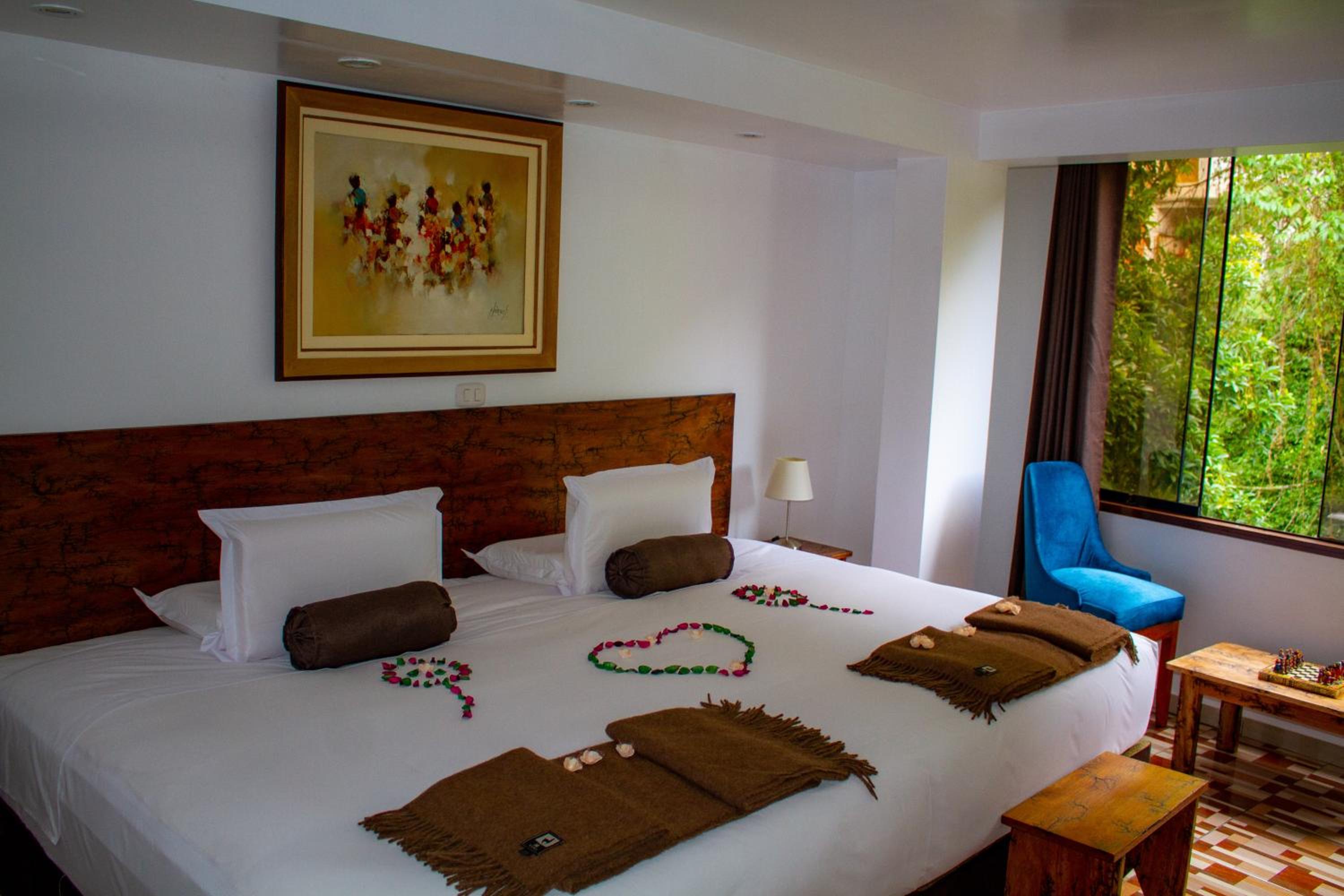 Superior King Room - Photo 28
