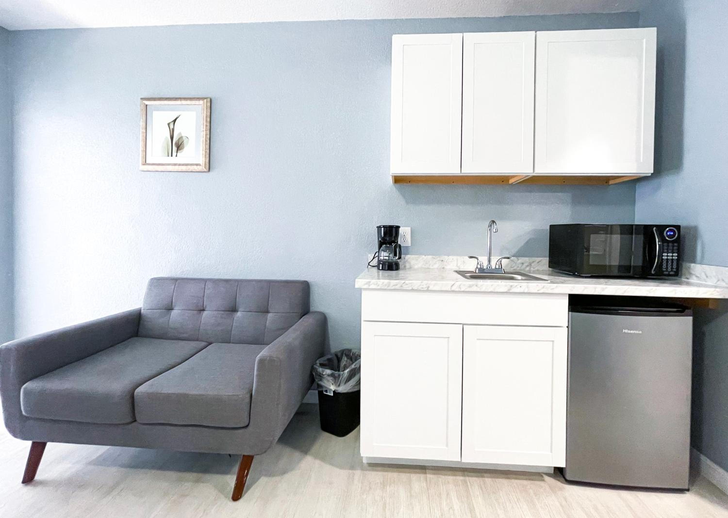 Deluxe Apartment photo 2