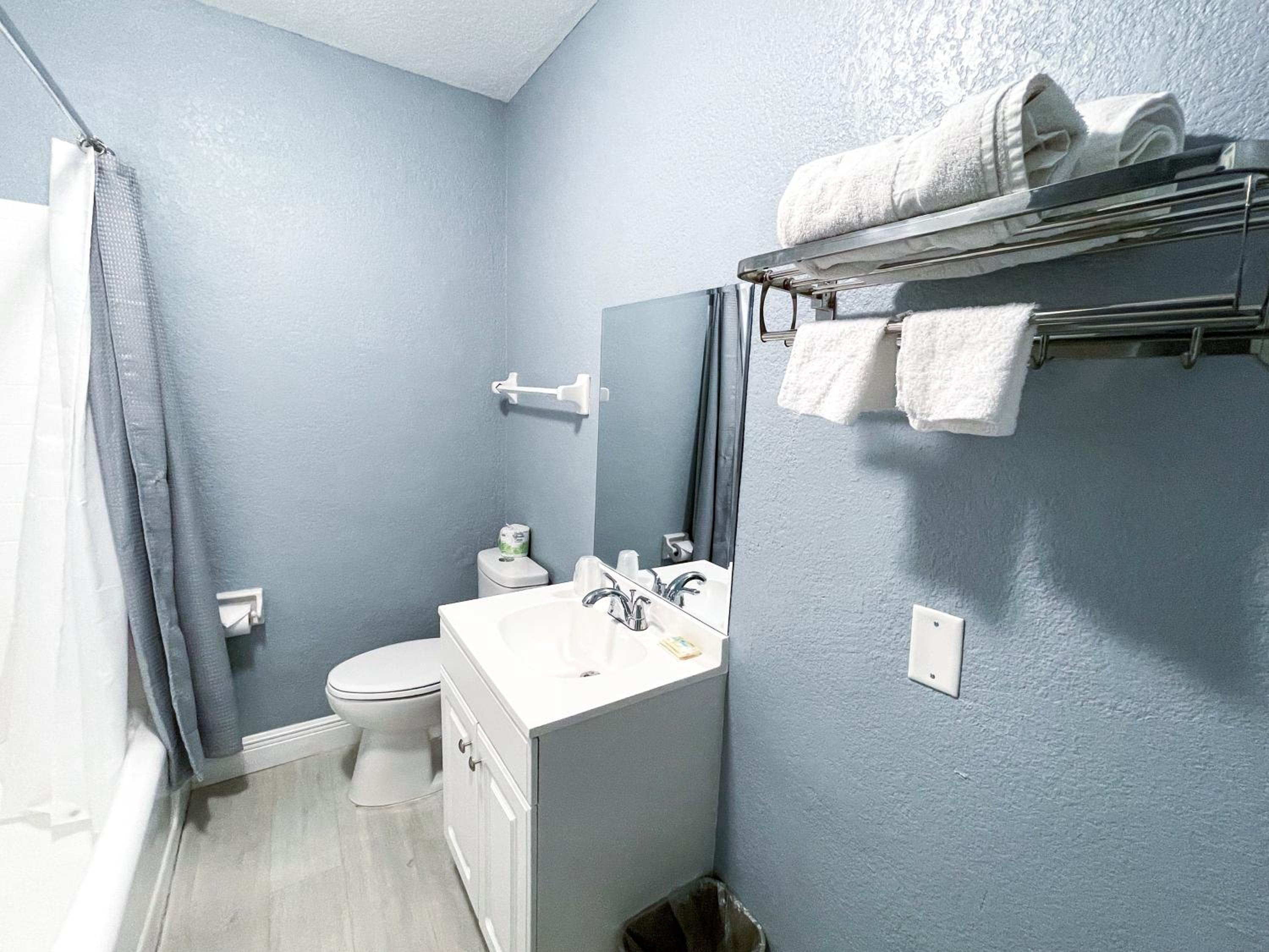 Deluxe Queen Room photo 2