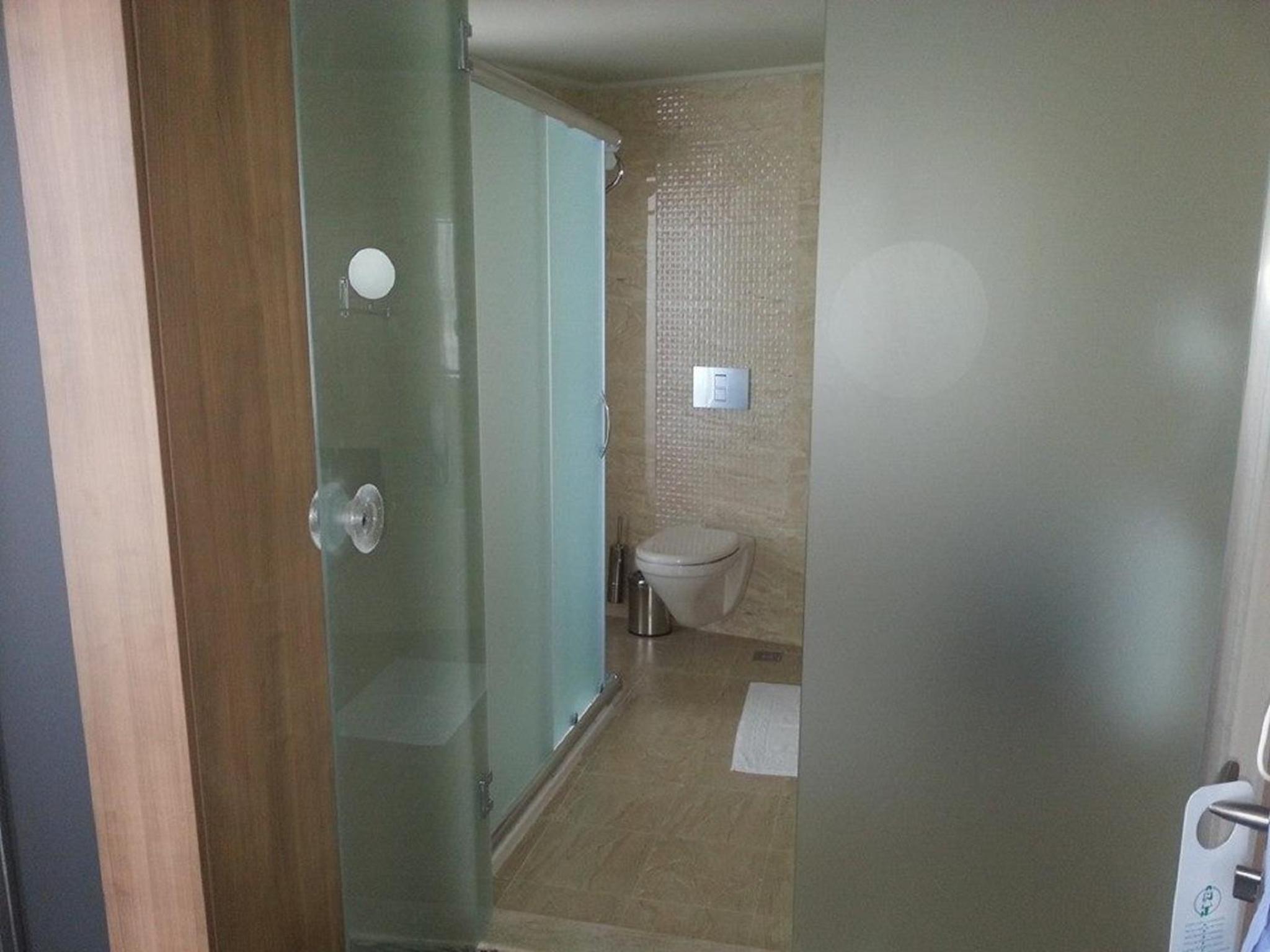 Superior Double Room thumbnail 5