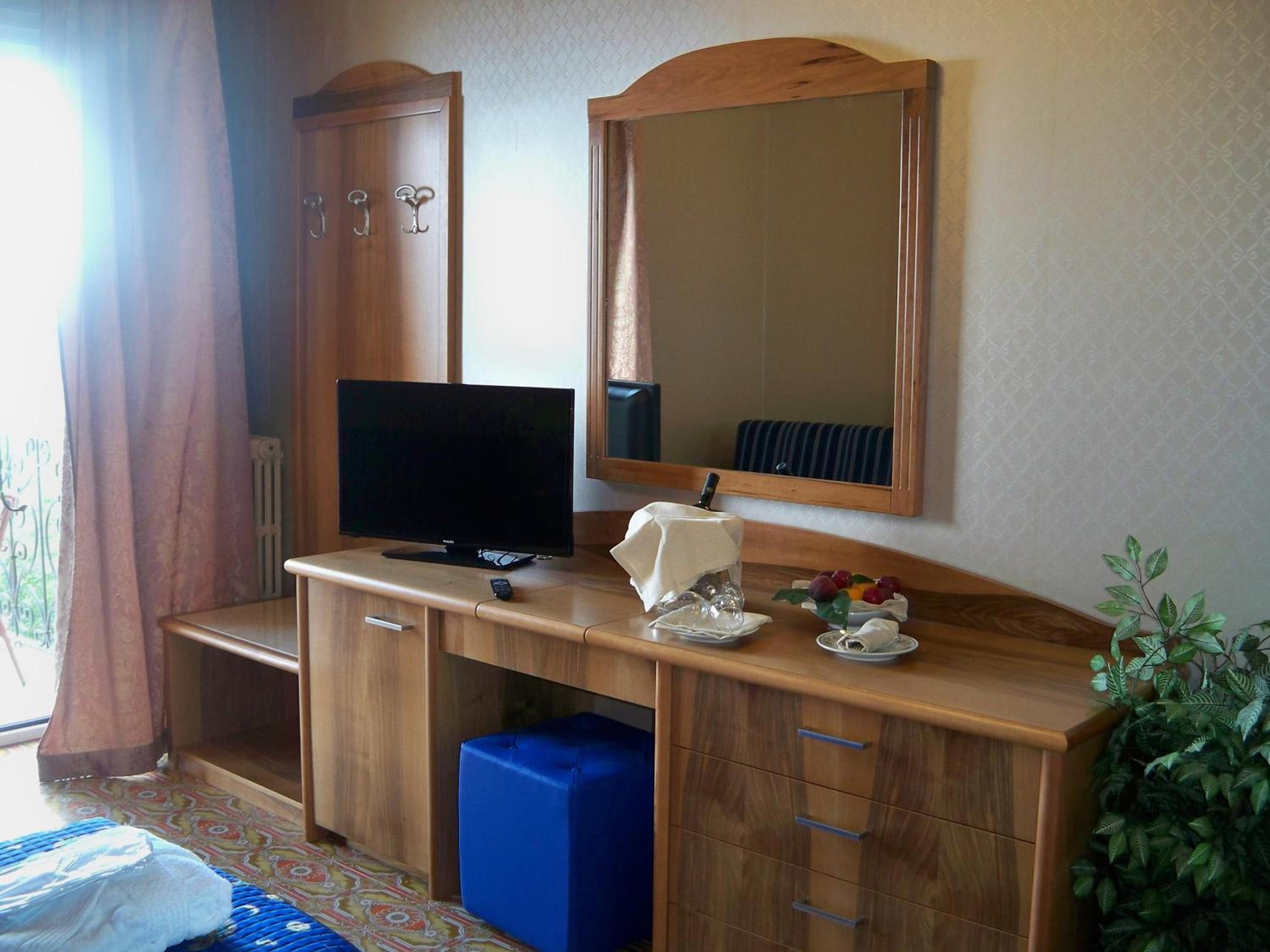 Double or Twin Room - Photo 28