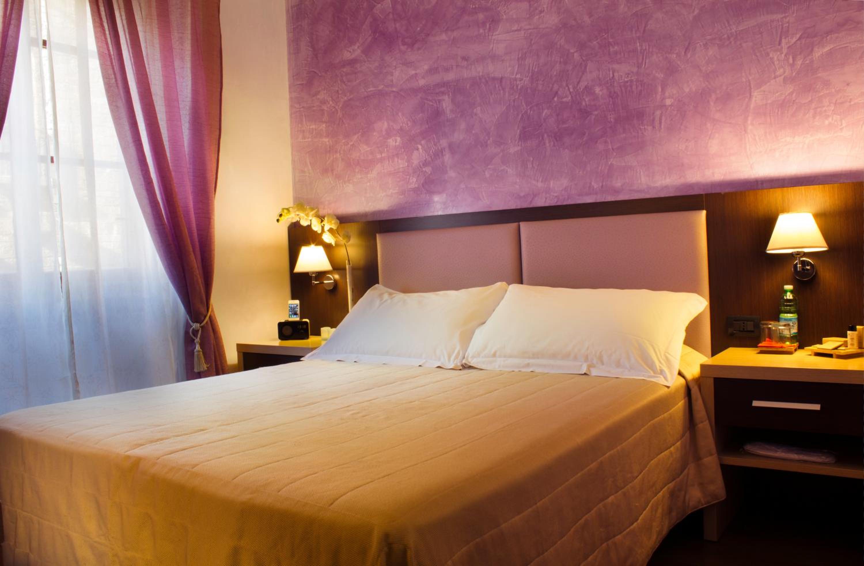 Standard Double Room with City View photo 1