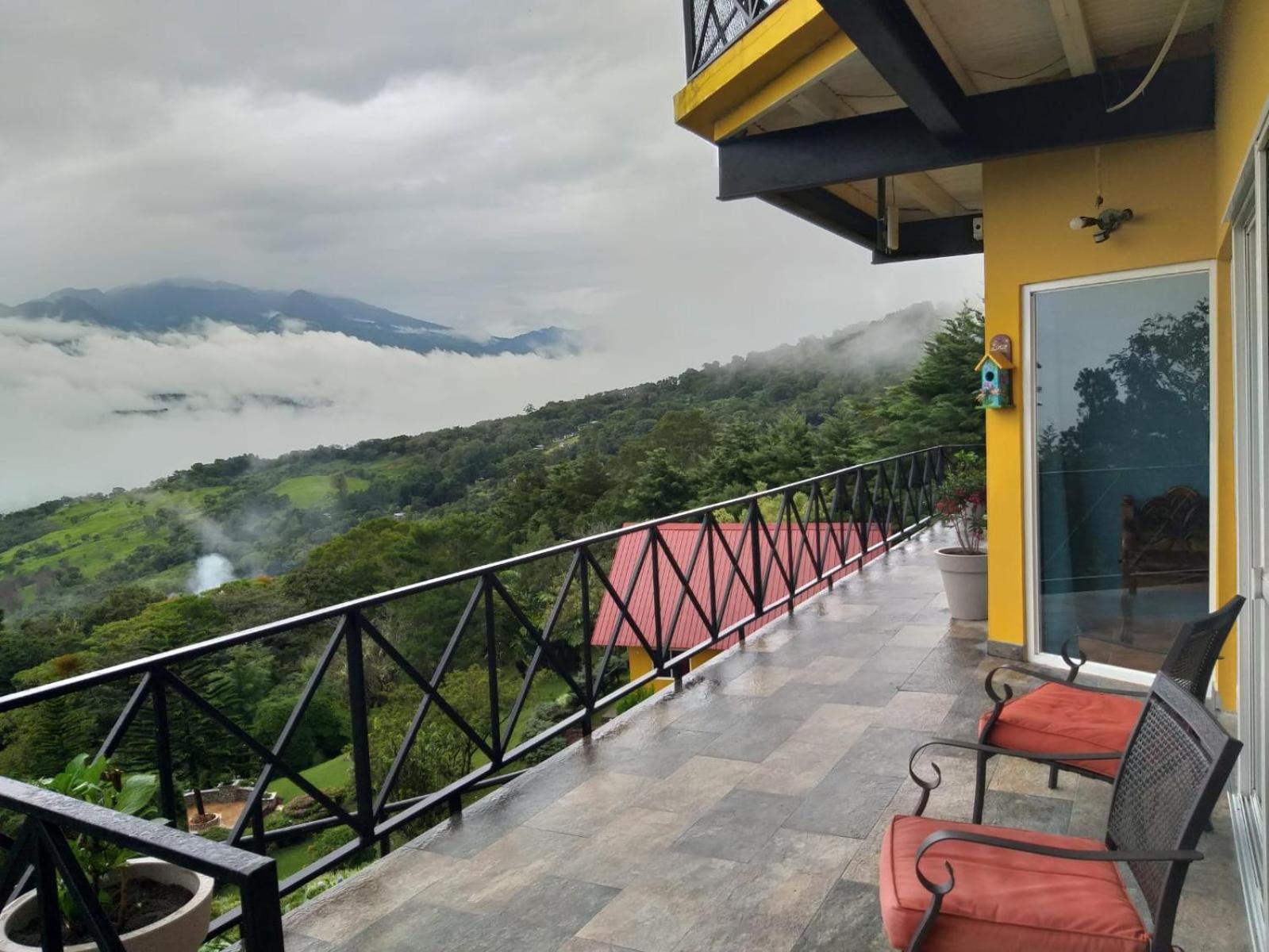 Quadruple Room with Balcony photo 2
