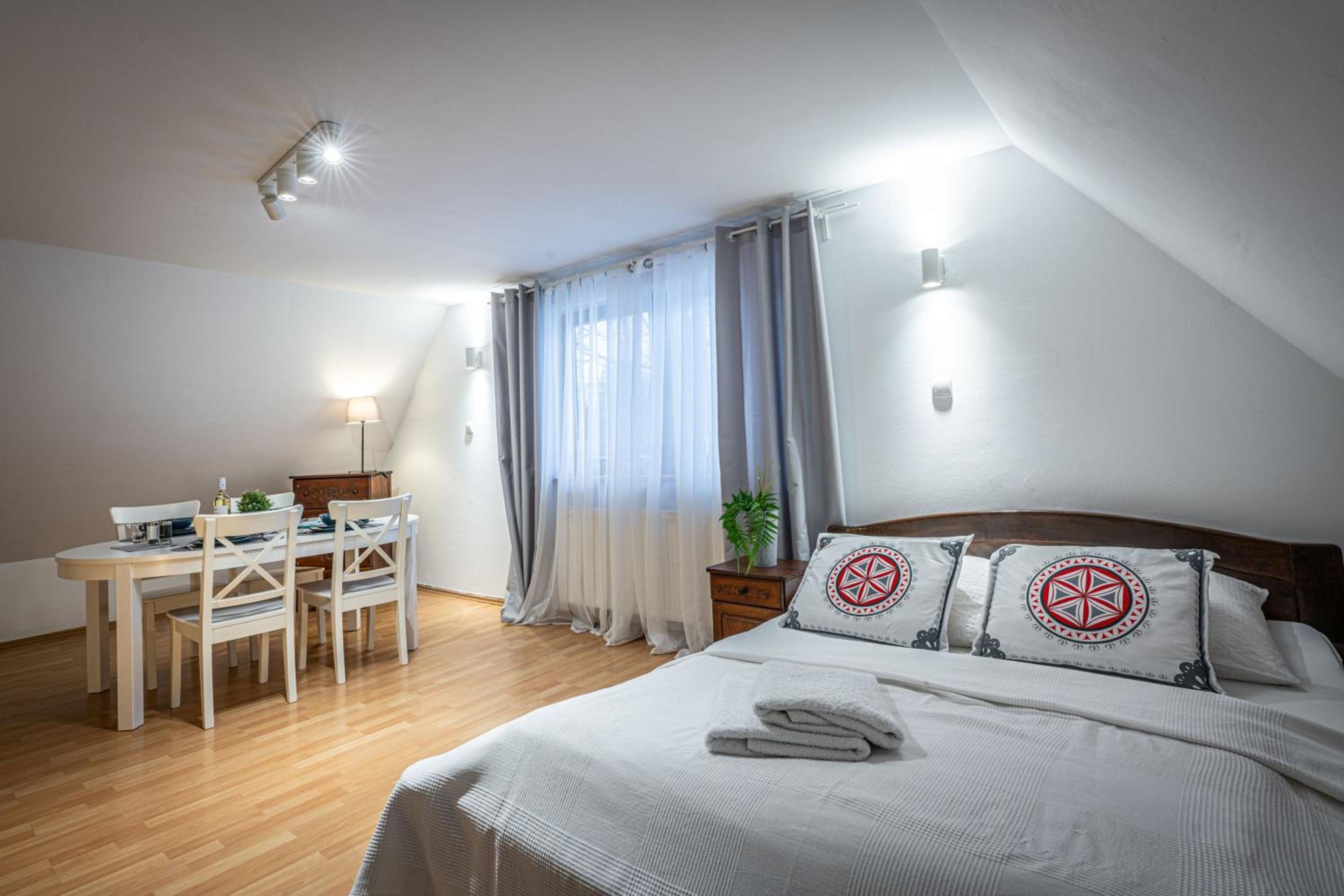 Duplex Suite