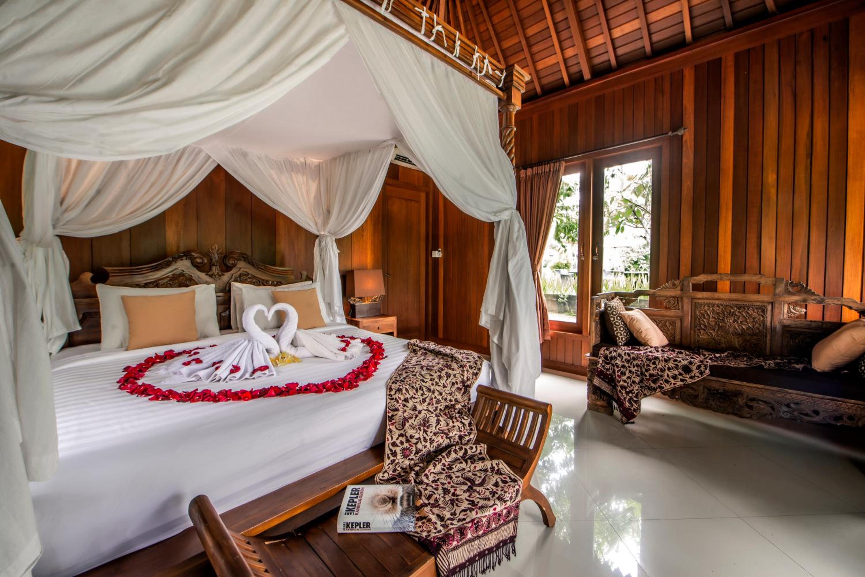 Deluxe Garden Villa