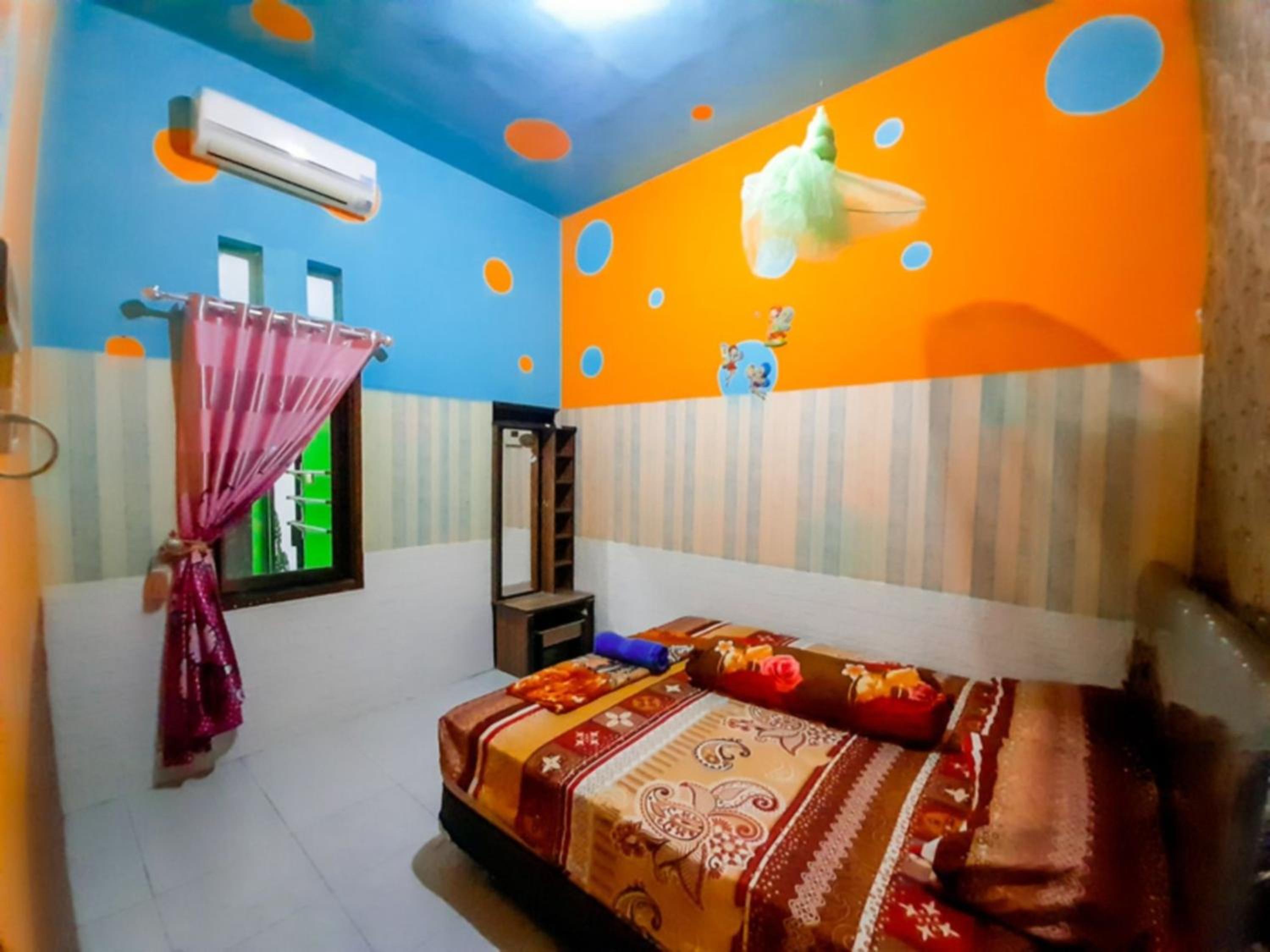 Double Room with Shared Toilet photo 3