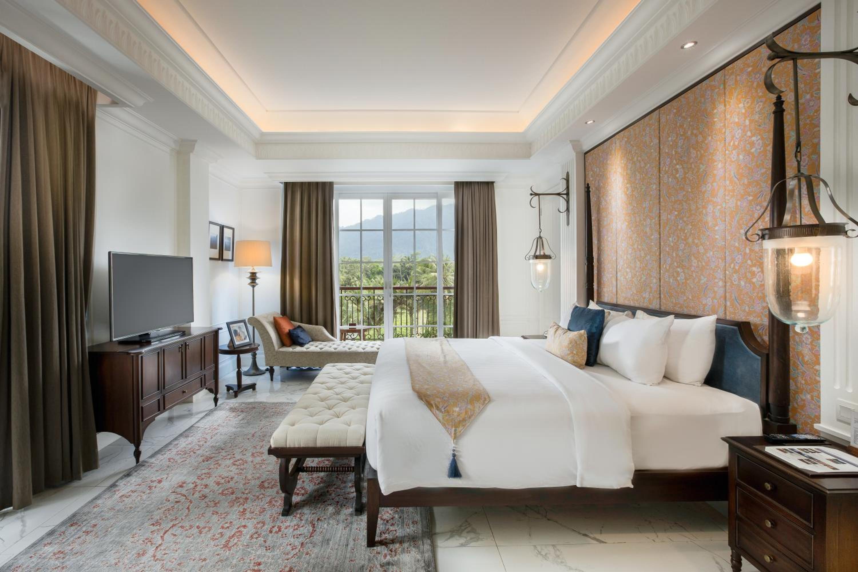Founder's Suite