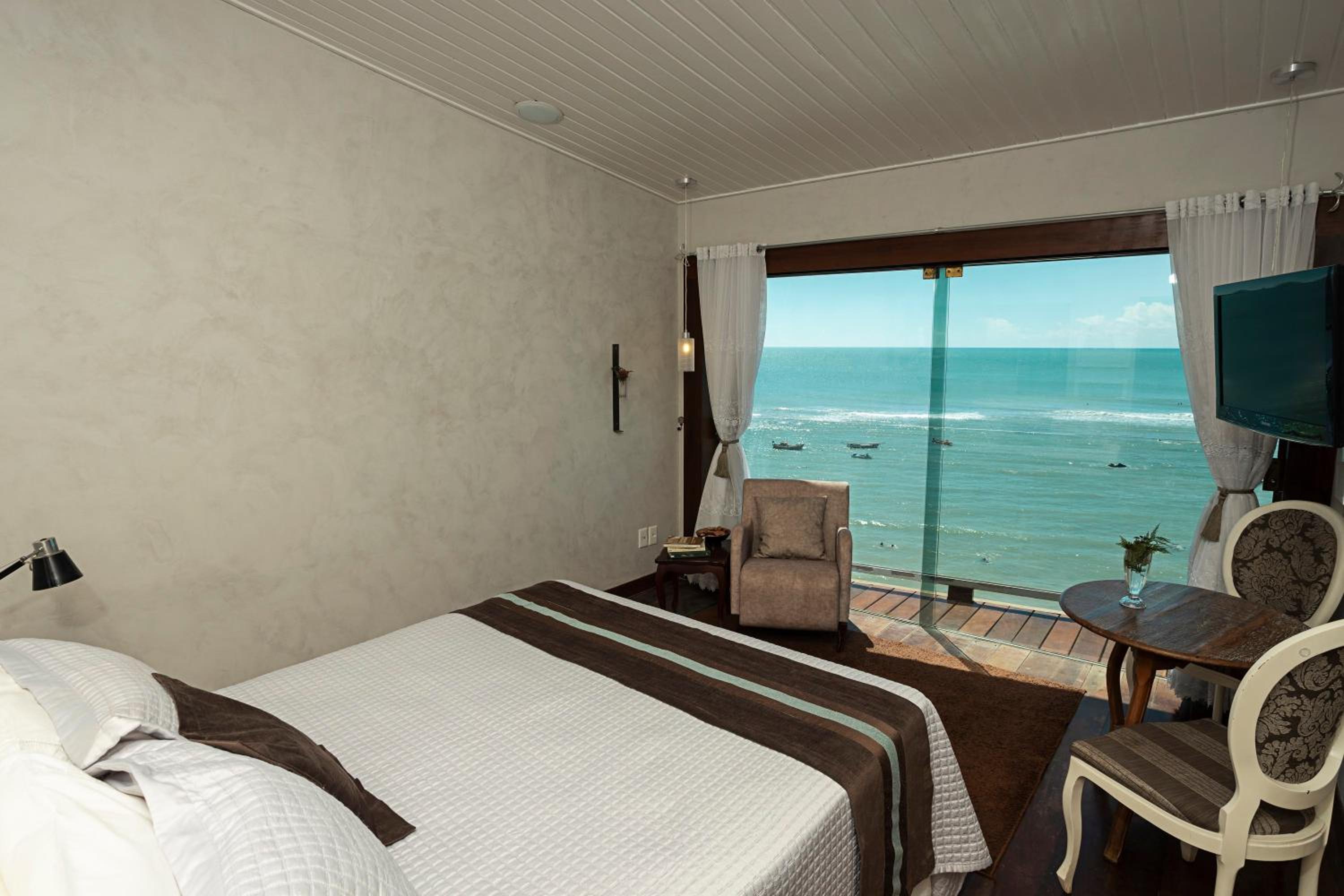 Queen Suite with Sea View